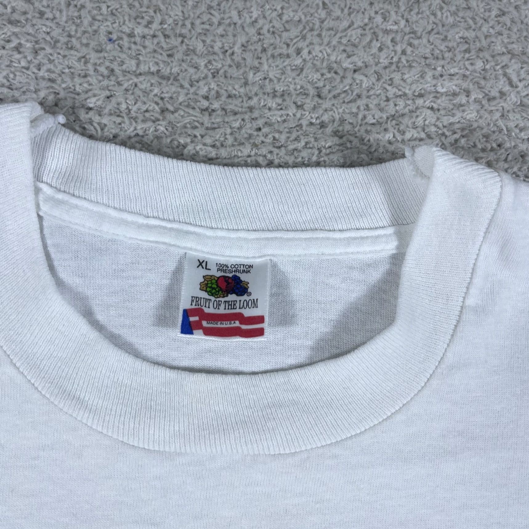 Fruit Of The Loom VINTAGE Parrot Bird T-Shirt Mens XL White Nature Cartoon USA Crew Neck Short Sleeve Cotton Fruit of the Loom Graphic Print 90s Men Size US XL / EU 56 / 4 - 4 Thumbnail