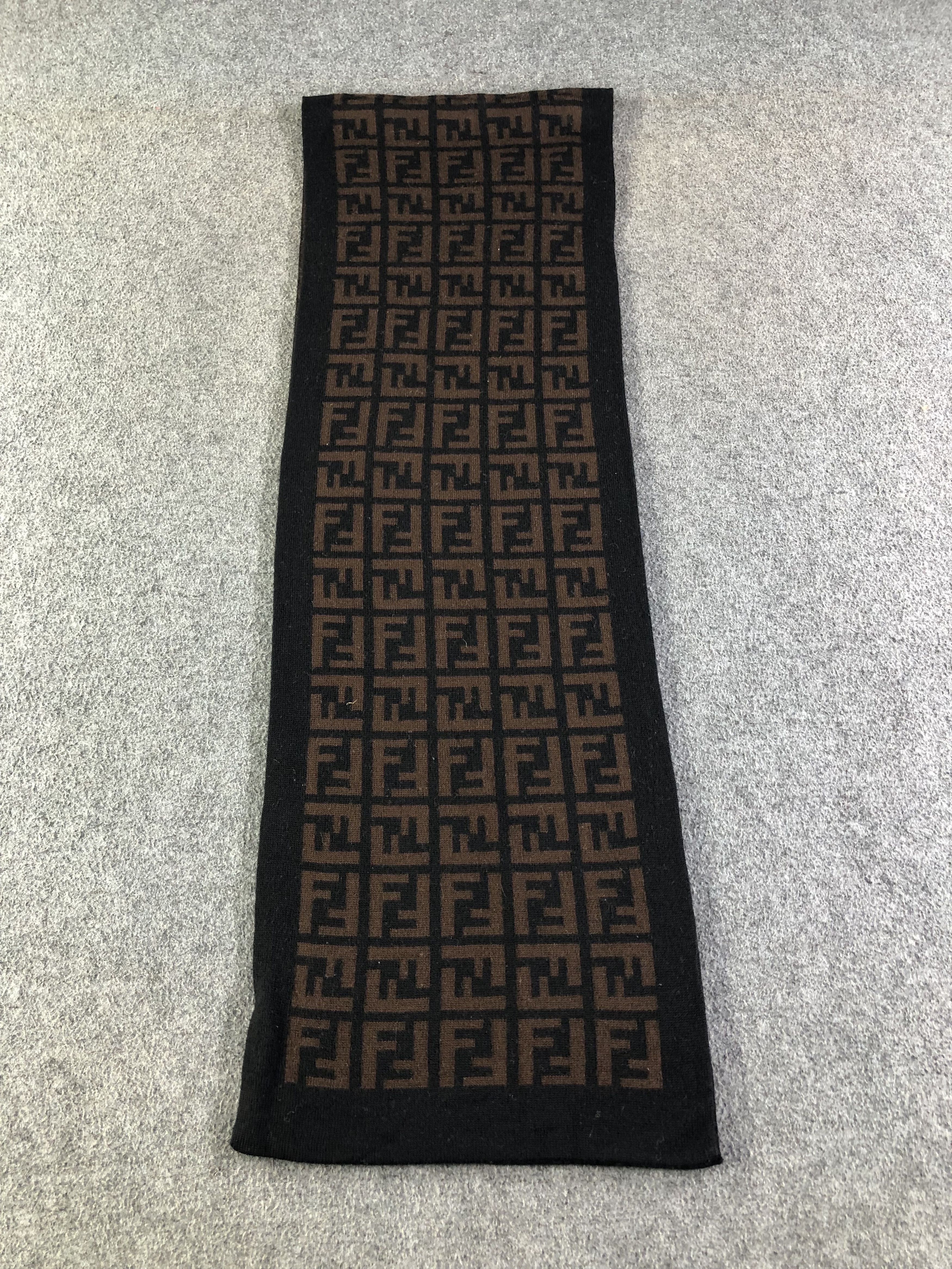 Vintage Fendi Wool Scarf / Muffler / Neckwear SS1301 Size ONE SIZE - 4 Thumbnail