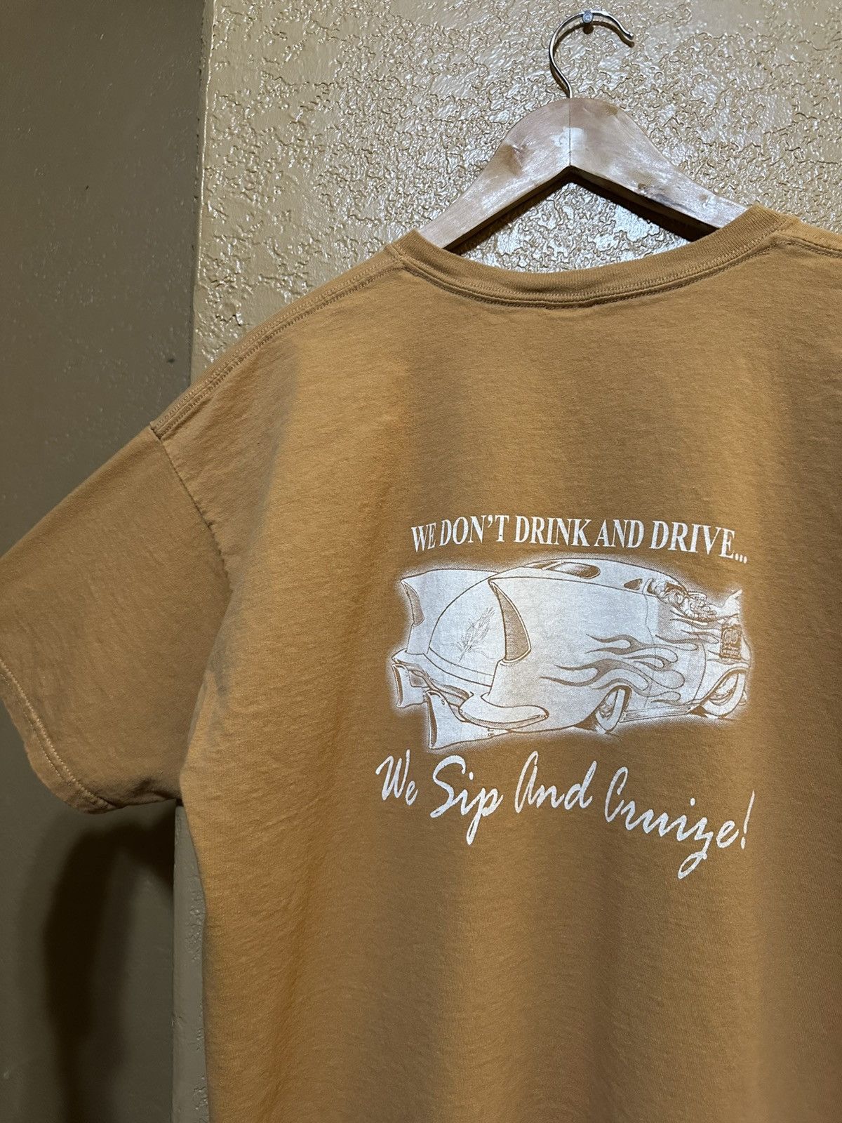 Vintage 🎭 vintage Greasers Alley Don’t Drink And Drive tee Size US XL / EU 56 / 4 - 1 Thumbnail