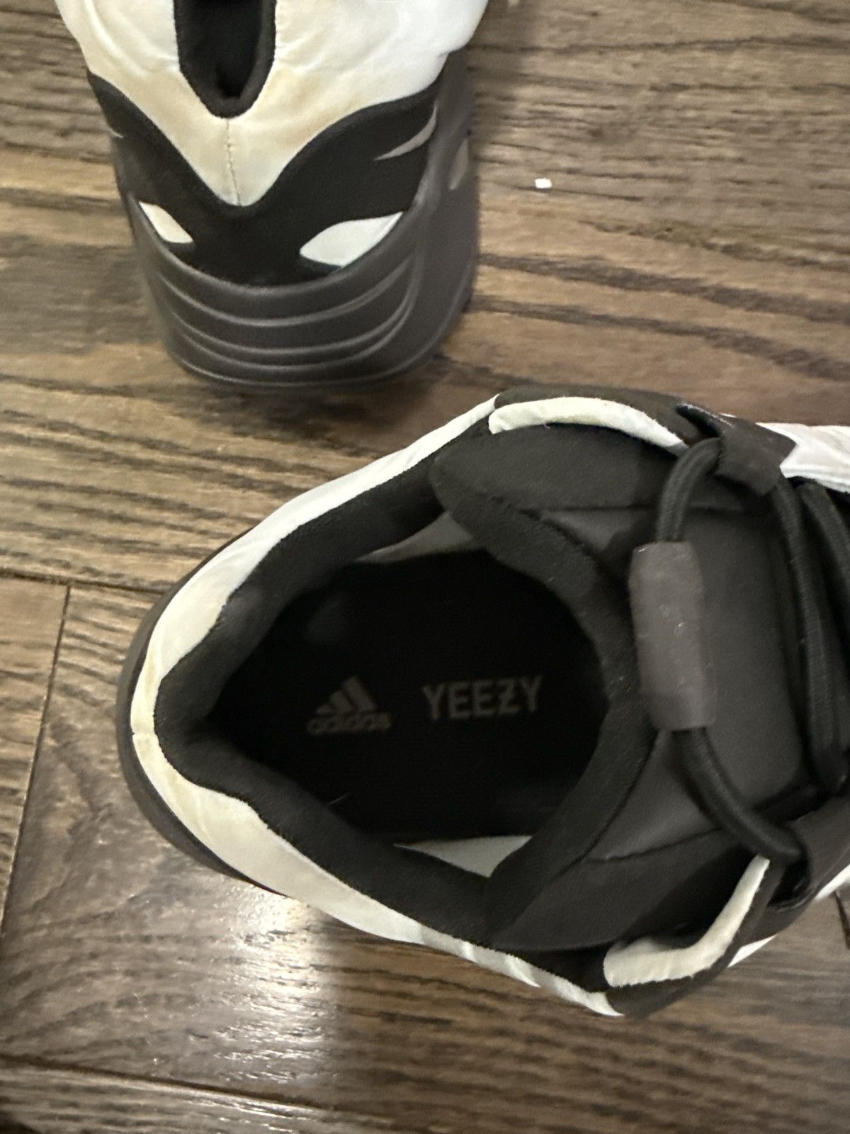 Yeezy Adidas Yeezy 700 MNVN Blue Tint Size US 7.5 / IT 37.5 - 5 Thumbnail