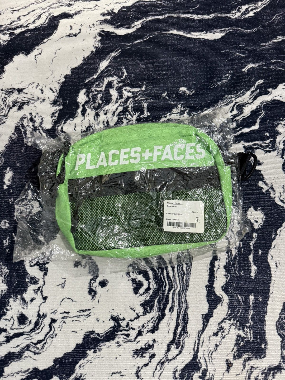 Places + Faces Places+faces shoulder pouch bag Size ONE SIZE - 12 Thumbnail