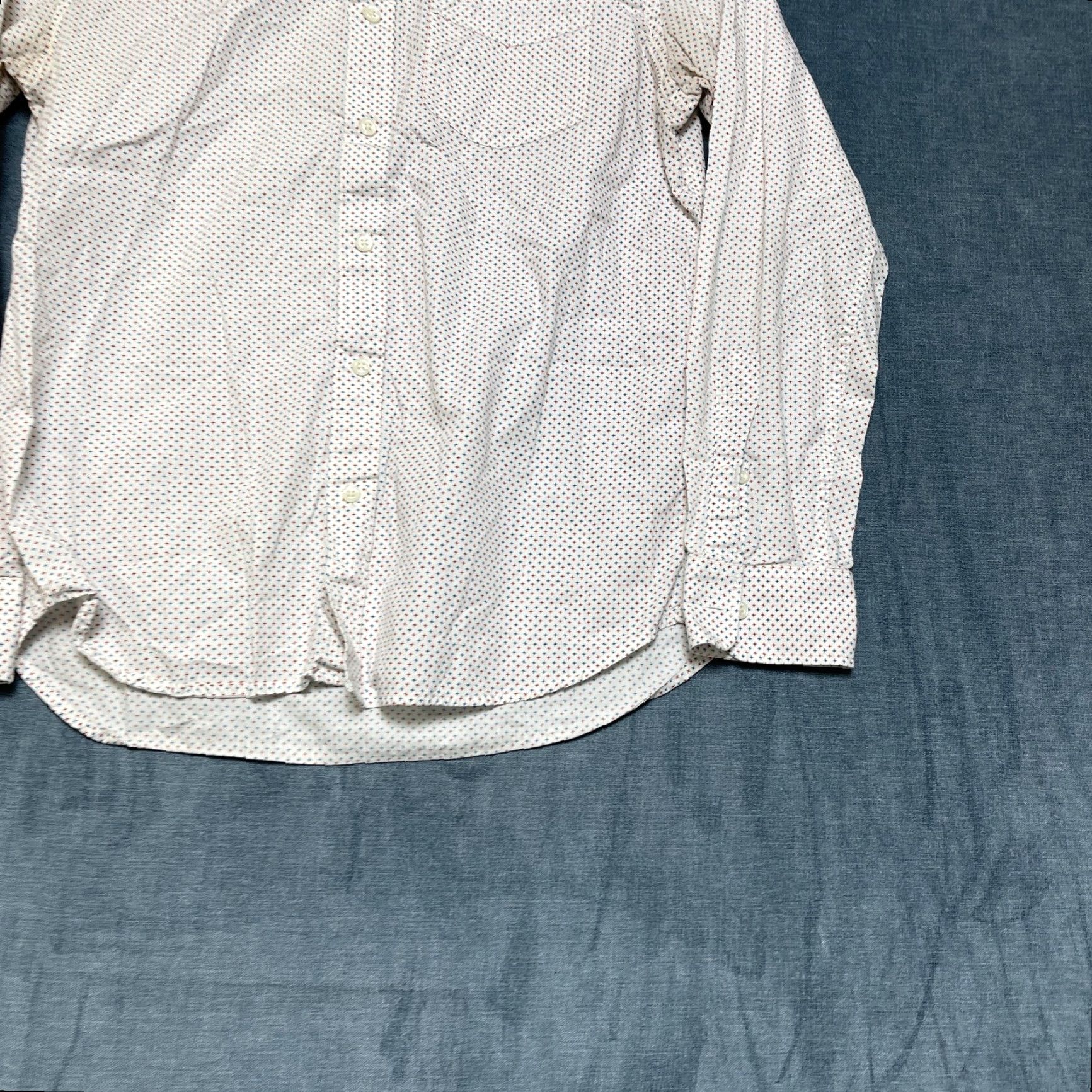 Old Navy Old Navy Everyday Shirt Mens Medium White Microcross Slim Fit Cotton Button Down Size US M / EU 48-50 / 2 - 2 Thumbnail