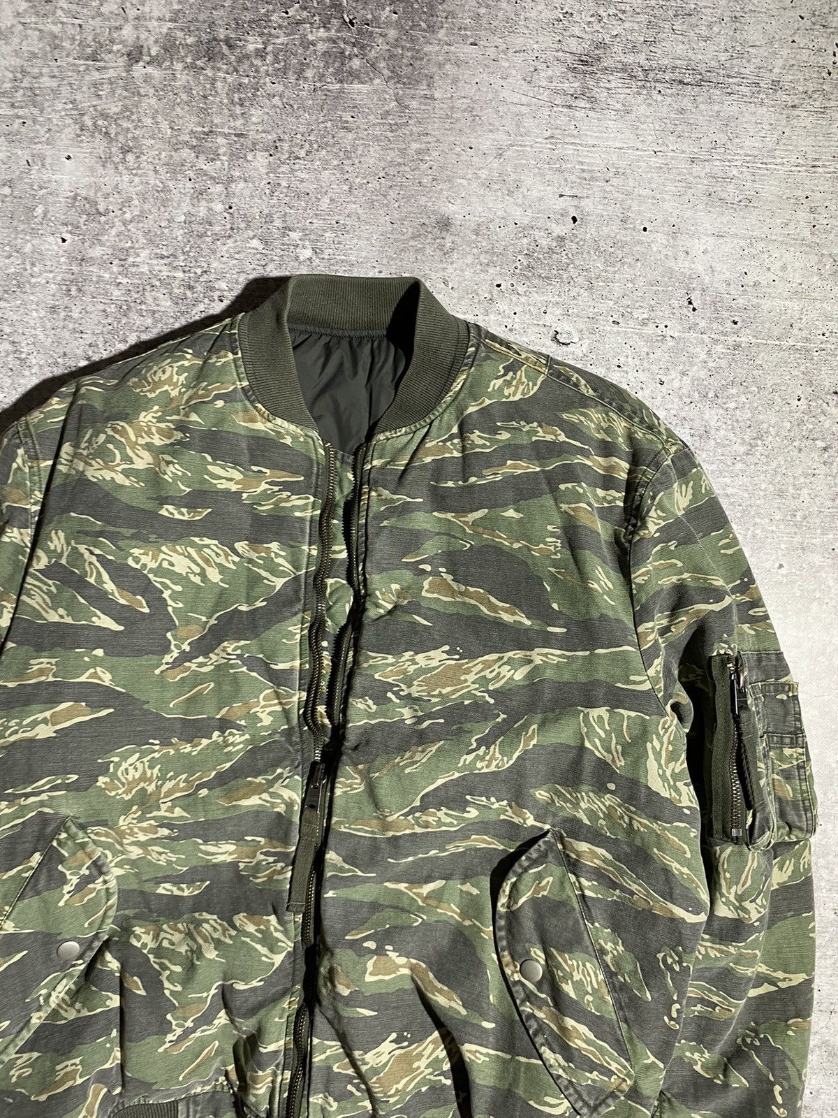 Allsaints × Vintage 🐃ALLSAINTS bilateral vintage BOMBER Size US M / EU 48-50 / 2 - 5 Thumbnail