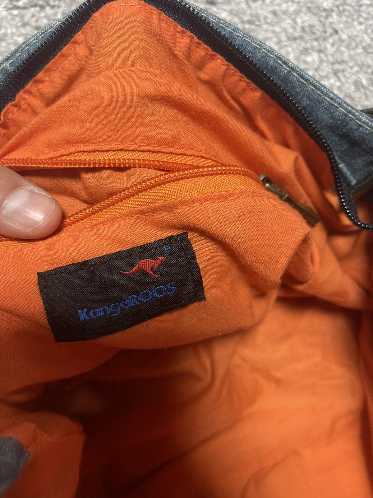 Japanese Brand KangaROOS vintage Denim Sling Messenger Crossbody Bag Size ONE SIZE - 10 Thumbnail