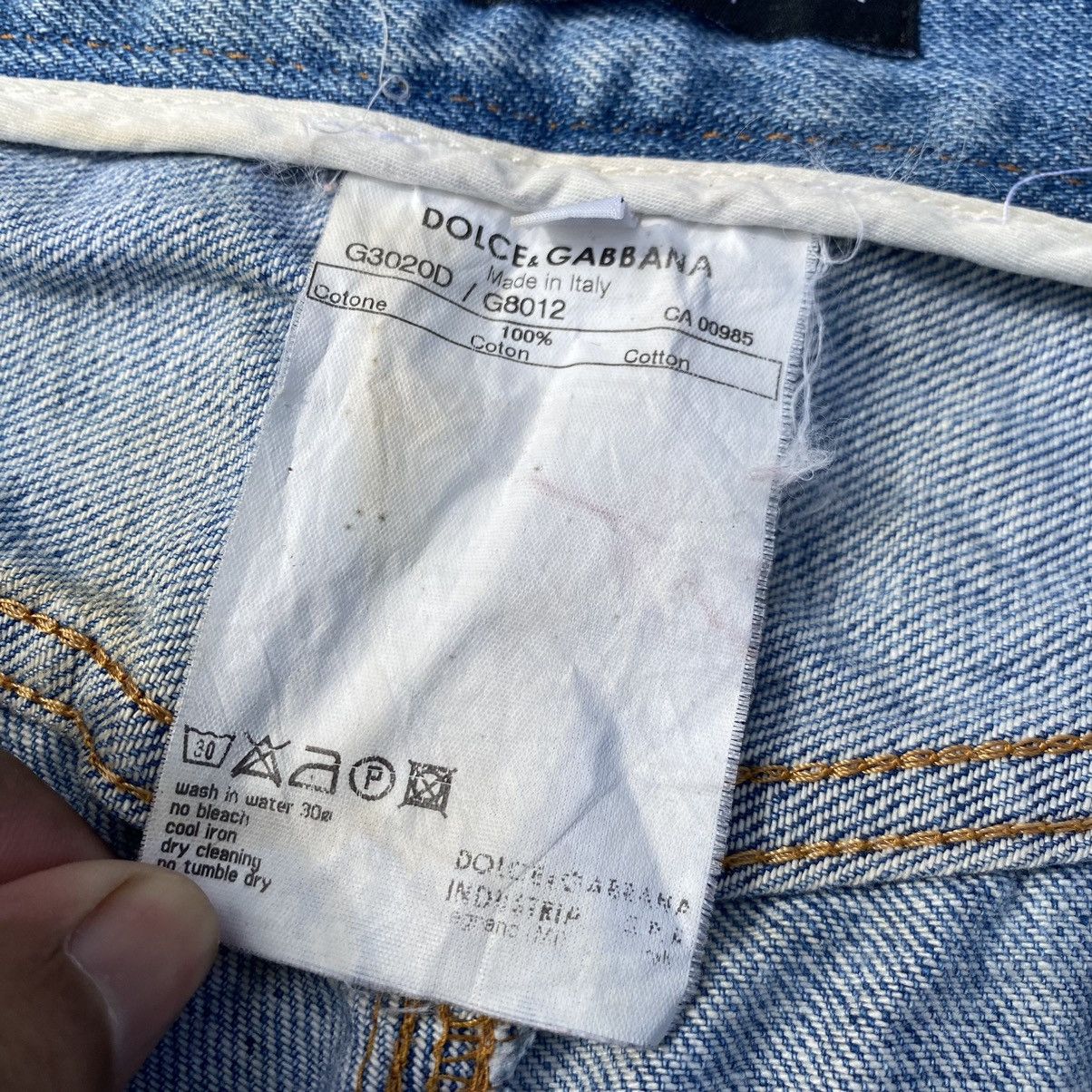 Dolce & Gabbana Vintage Dolce & Gabbana Distressed Denim Jeans Size US 33 - 13 Thumbnail