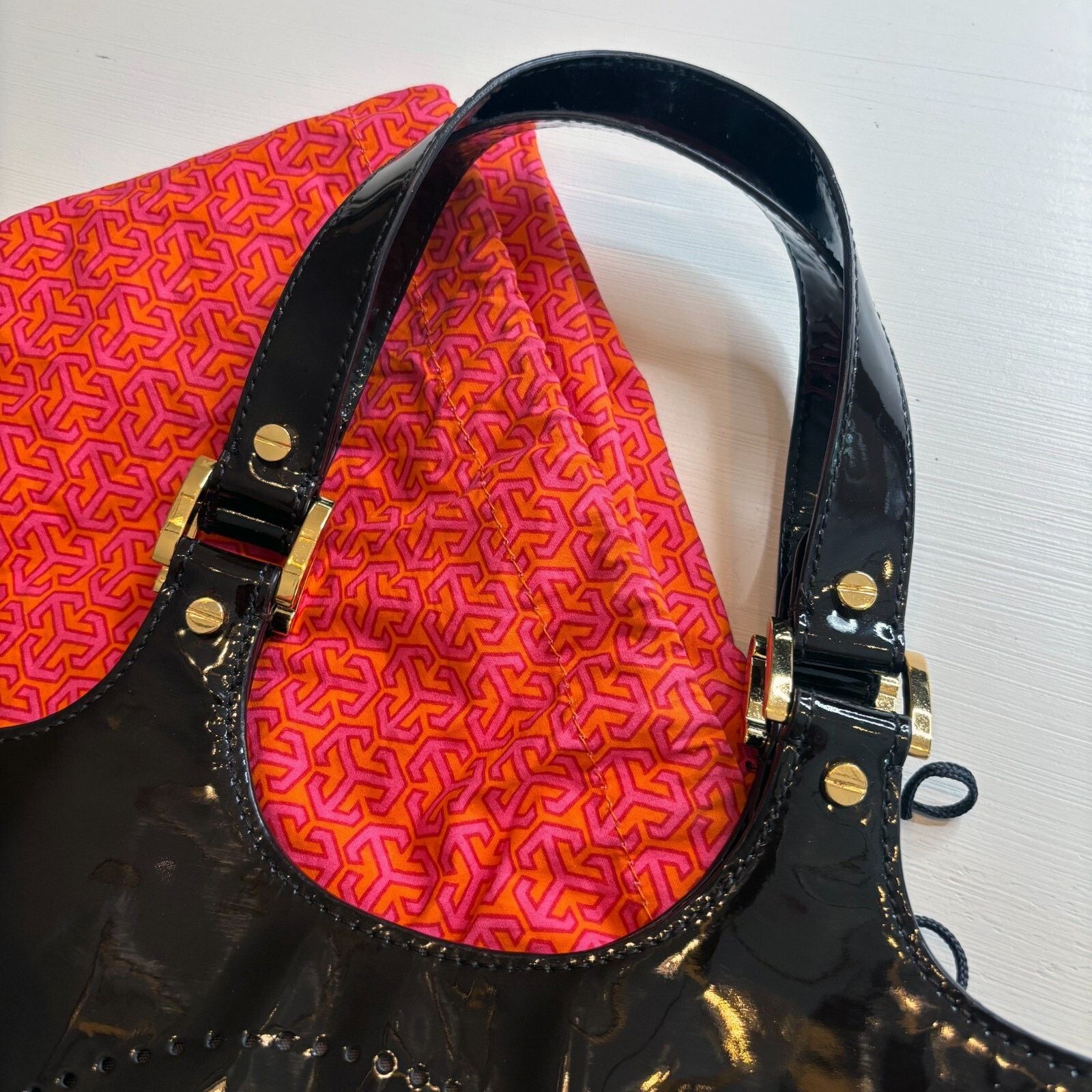 Tory Burch Tory Burch Logo Black Patent Leather Bombe Large Tote Purse Size ONE SIZE - 3 Thumbnail