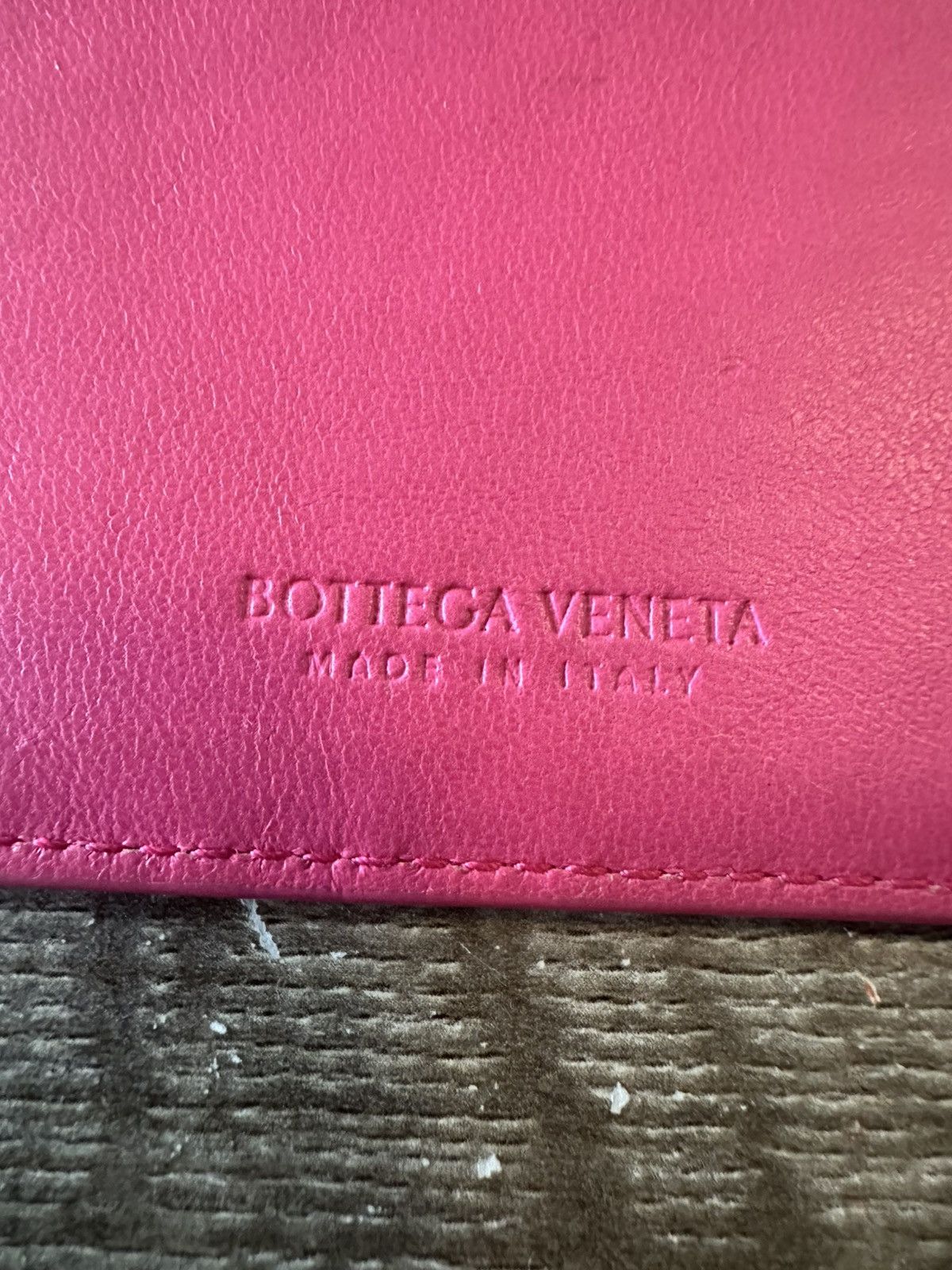 Bottega Veneta Bottega Veneta Pink Card Case With Zipper USED Size ONE SIZE - 3 Thumbnail