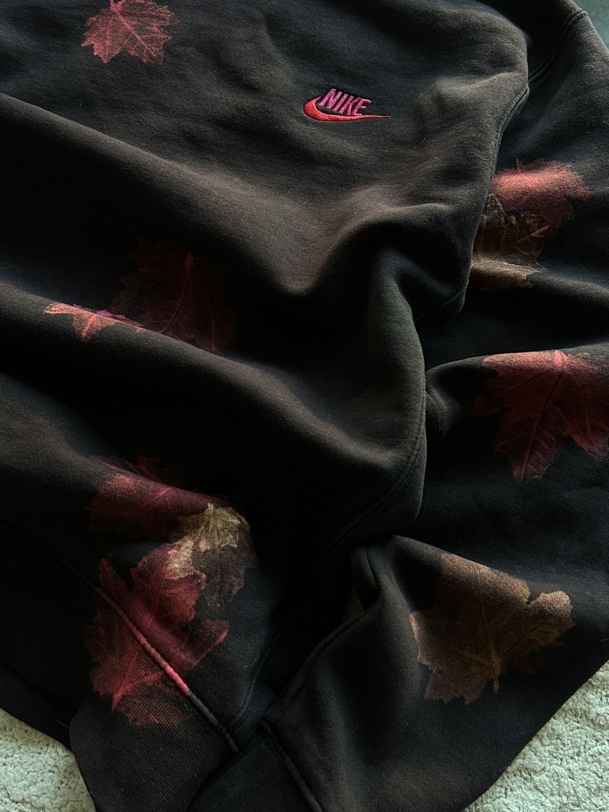 Nike Vintage sweatshirt Nike swoosh custom leaves small Size US S / EU 44-46 / 1 - 7 Thumbnail