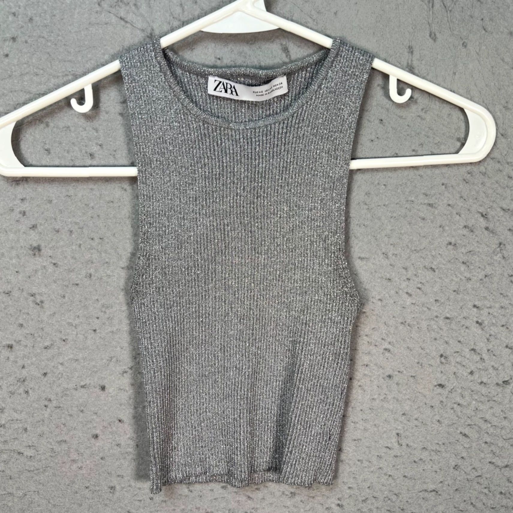 Zara Zara Womens XS Metallic Silver Ribbed Knit Cropped Tank Top Sleeveless Shirt Cropped Tank Silver XS Womens Size XS / US 0-2 / IT 36-38 - 2 Thumbnail