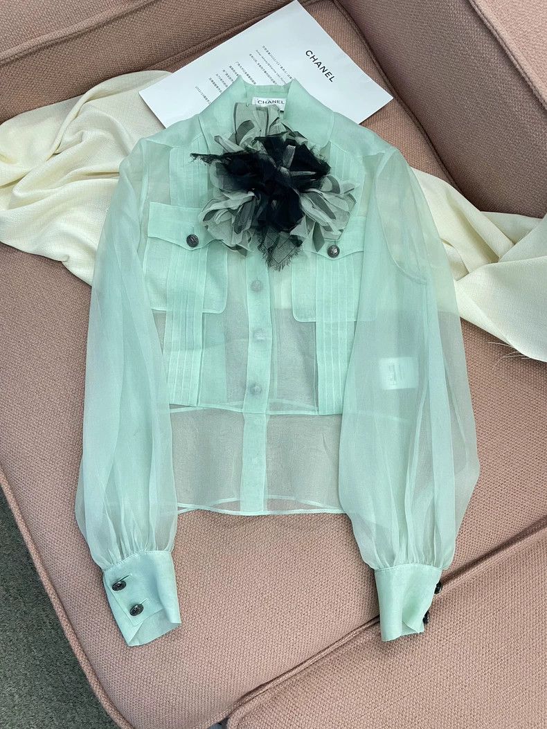 Chanel Chanel Floral Brooch Long Sleeve Shirt Size US M / EU 48-50 / 2 - 1 Thumbnail