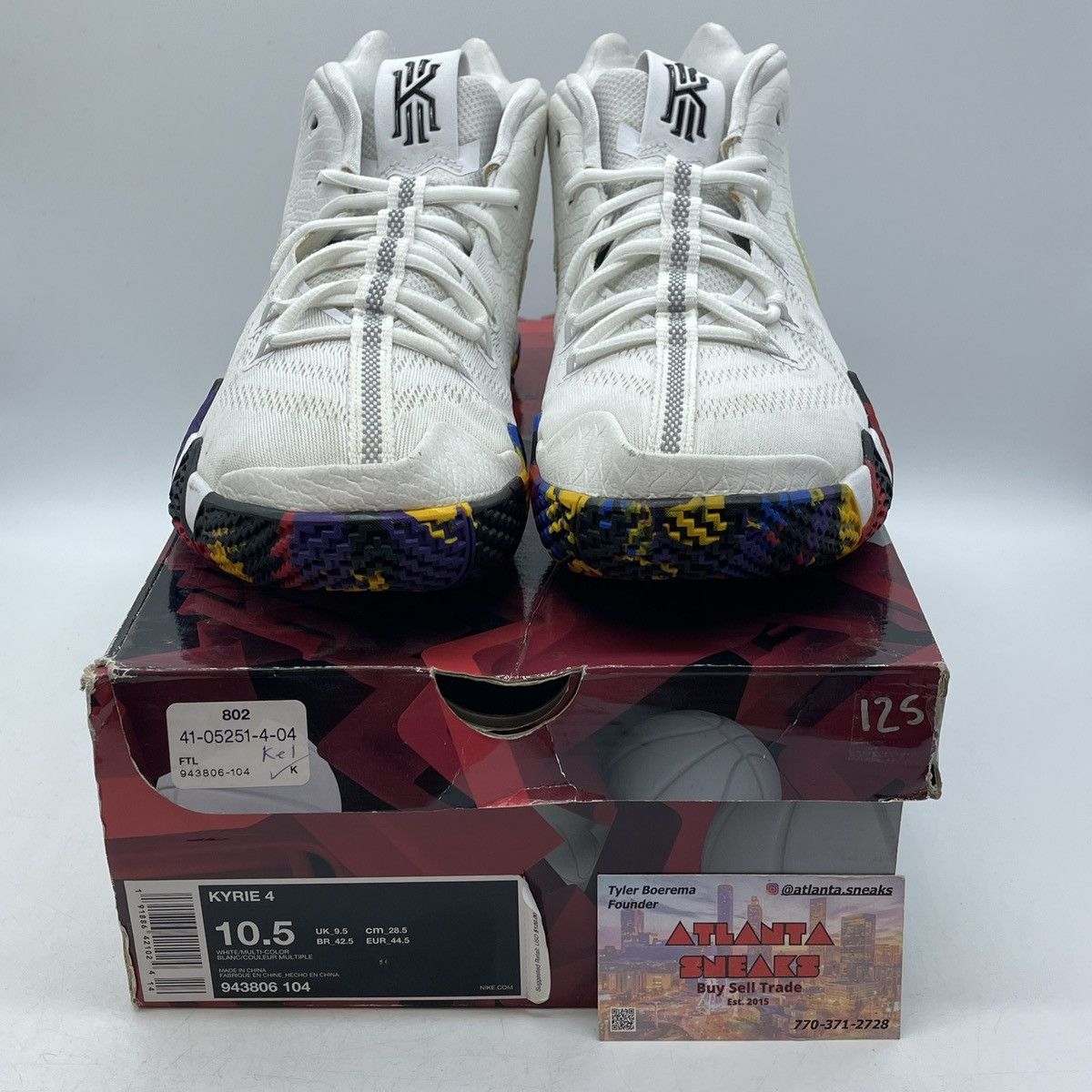 Nike Kyrie 4 ncaa tournament Size US 10.5 / EU 43-44 - 2 Thumbnail