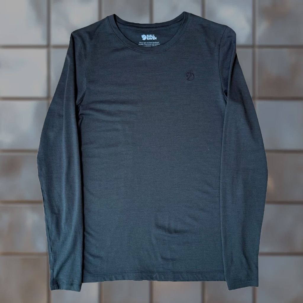 Vintage Fjallraven Merino Wool Shirt Women's XS Blue Long Sleeve Outdoor Hiking Outdoors Size XS / US 0-2 / IT 36-38 - 1 Thumbnail