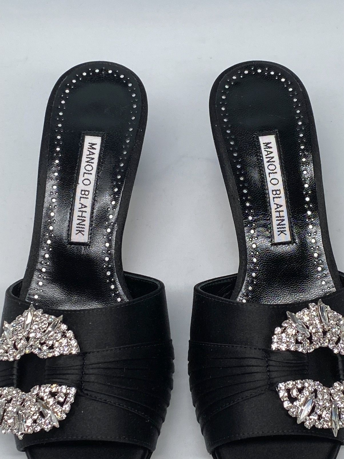 Manolo Blahnik Manolo Blahnik Prinap Satin Crystal Buckle Mules size 36 Size US 6 / IT 36 - 6 Thumbnail