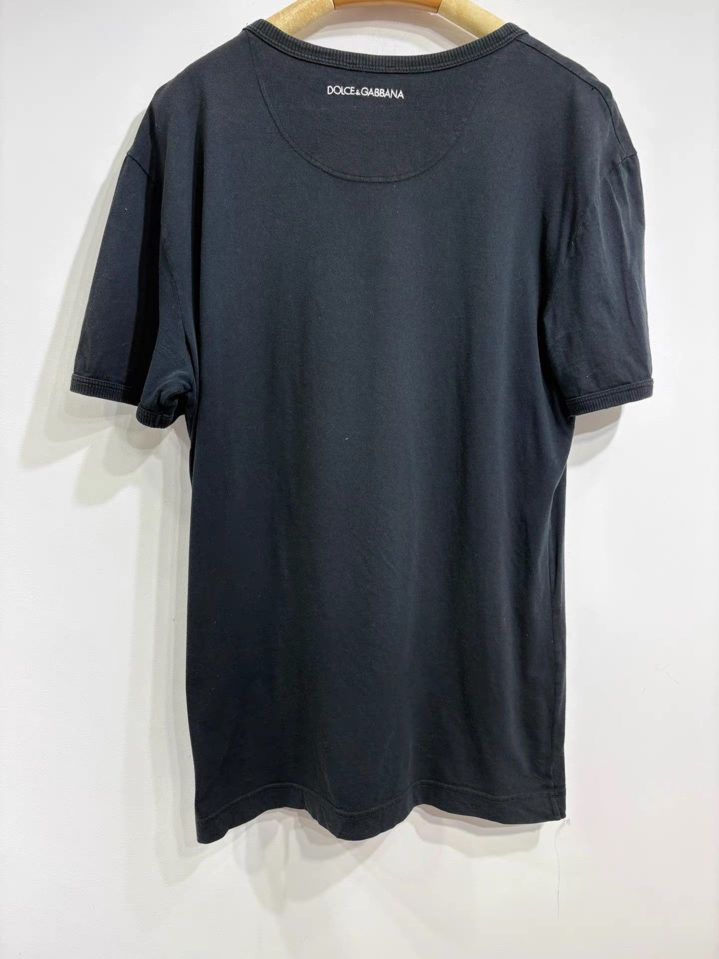 Dolce & Gabbana DOLCE&GABBANA Men's Black Short Sleeve K29 Size US M / EU 48-50 / 2 - 2 Thumbnail
