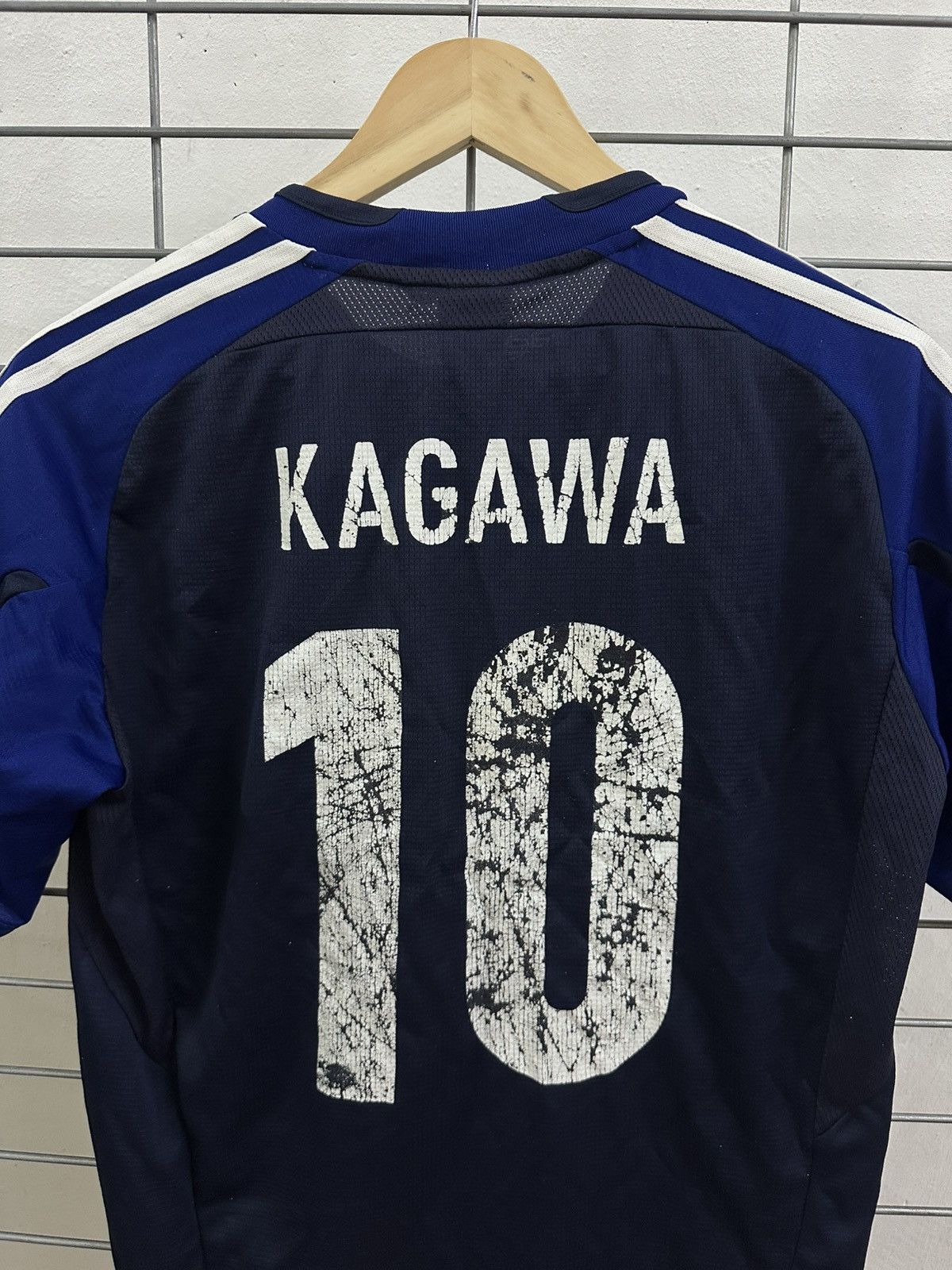 Adidas × Vintage Japan 2012/13 Home Jersey Nameset Kagawa No 10 by Adidas Size US S / EU 44-46 / 1 - 10 Thumbnail