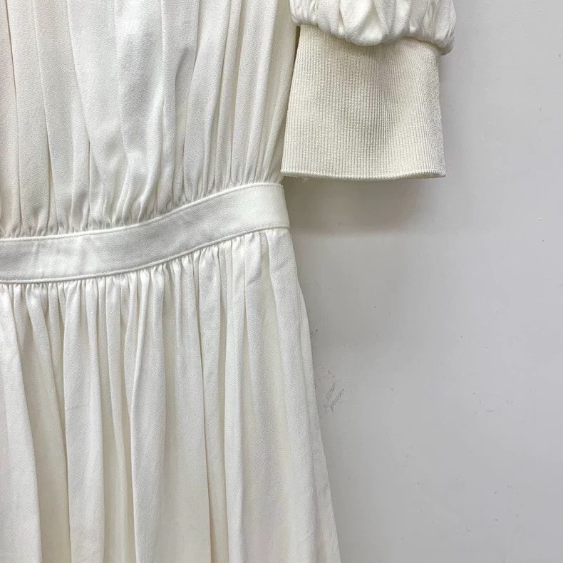 Louis Vuitton Louis Vuitton White logo presbyopic sequined mulberry silk Size XXS / US 00 / IT 34 - 4 Thumbnail
