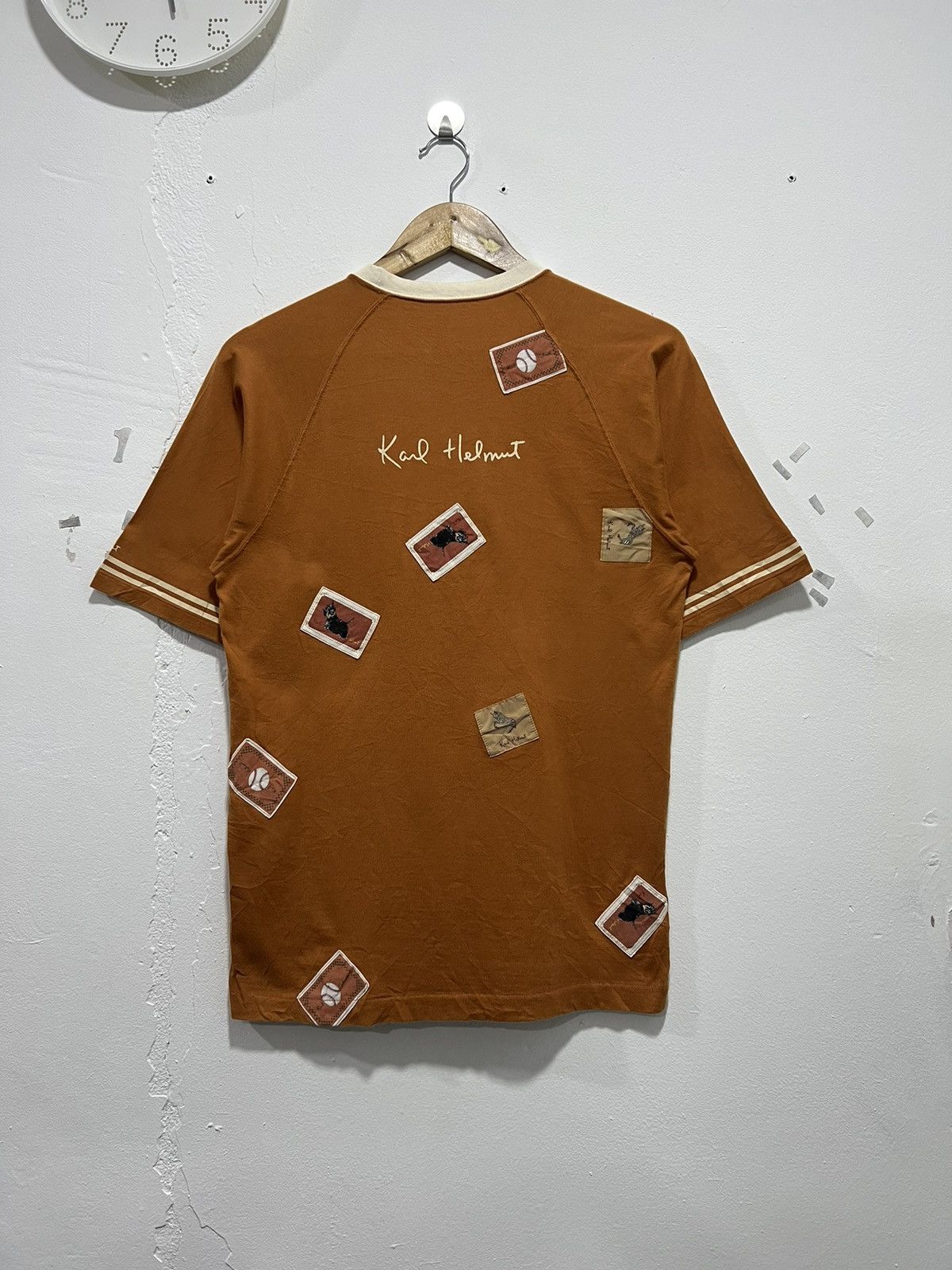 Karl Helmut × Vintage Vintage Karl Helmut Patchwork Pocket Tshirt Size US S / EU 44-46 / 1 - 9 Thumbnail