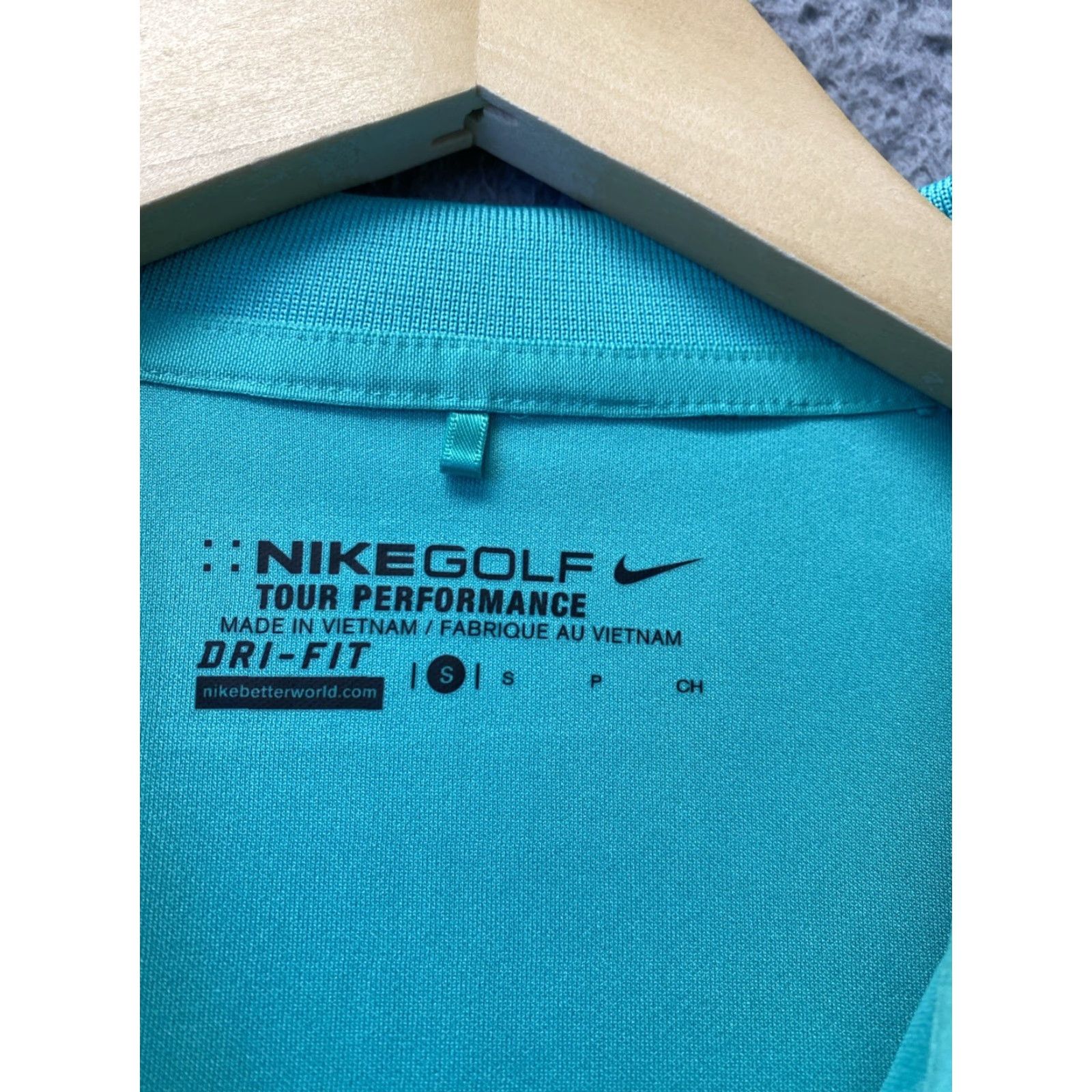 Nike NIKE Dri-FIT Golf Polo Shirt Women’s Knit 100% Polyester Short Sleeve Green Size S Standard Fit Regular Polo Basketball? Size S / US 4 / IT 40 - 4 Thumbnail
