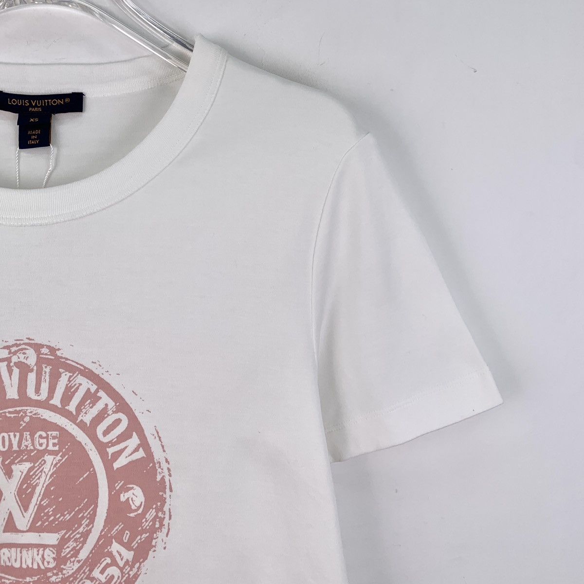 Louis Vuitton Louis Vuitton Emblem Print Short Sleeve T-Shirt K26WX Size XS / US 0-2 / IT 36-38 - 3 Thumbnail