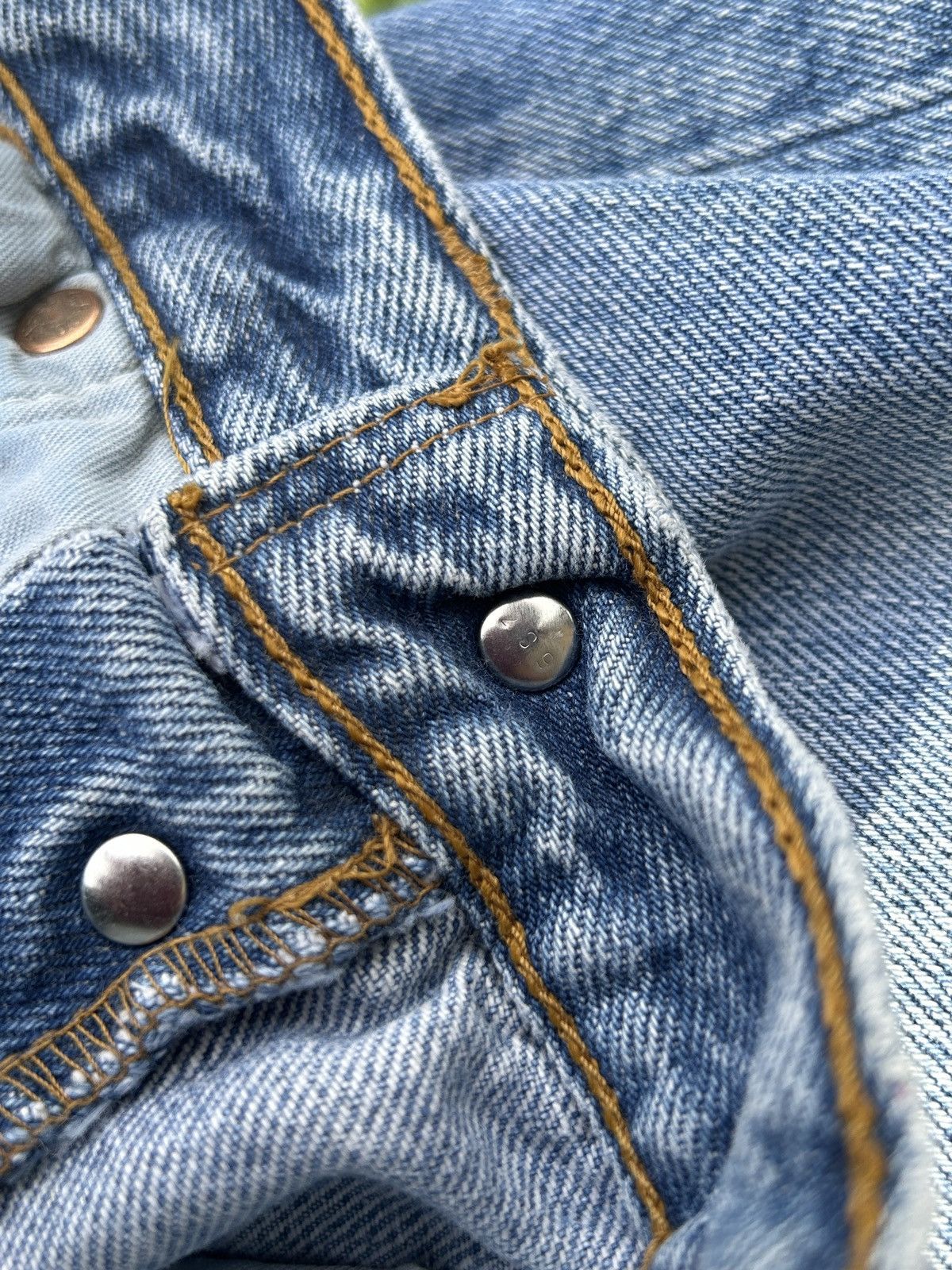Levi's 90s Vintage Levi's 501 1996 Denim Jeans Size 29/34 Size US 29 - 5 Thumbnail