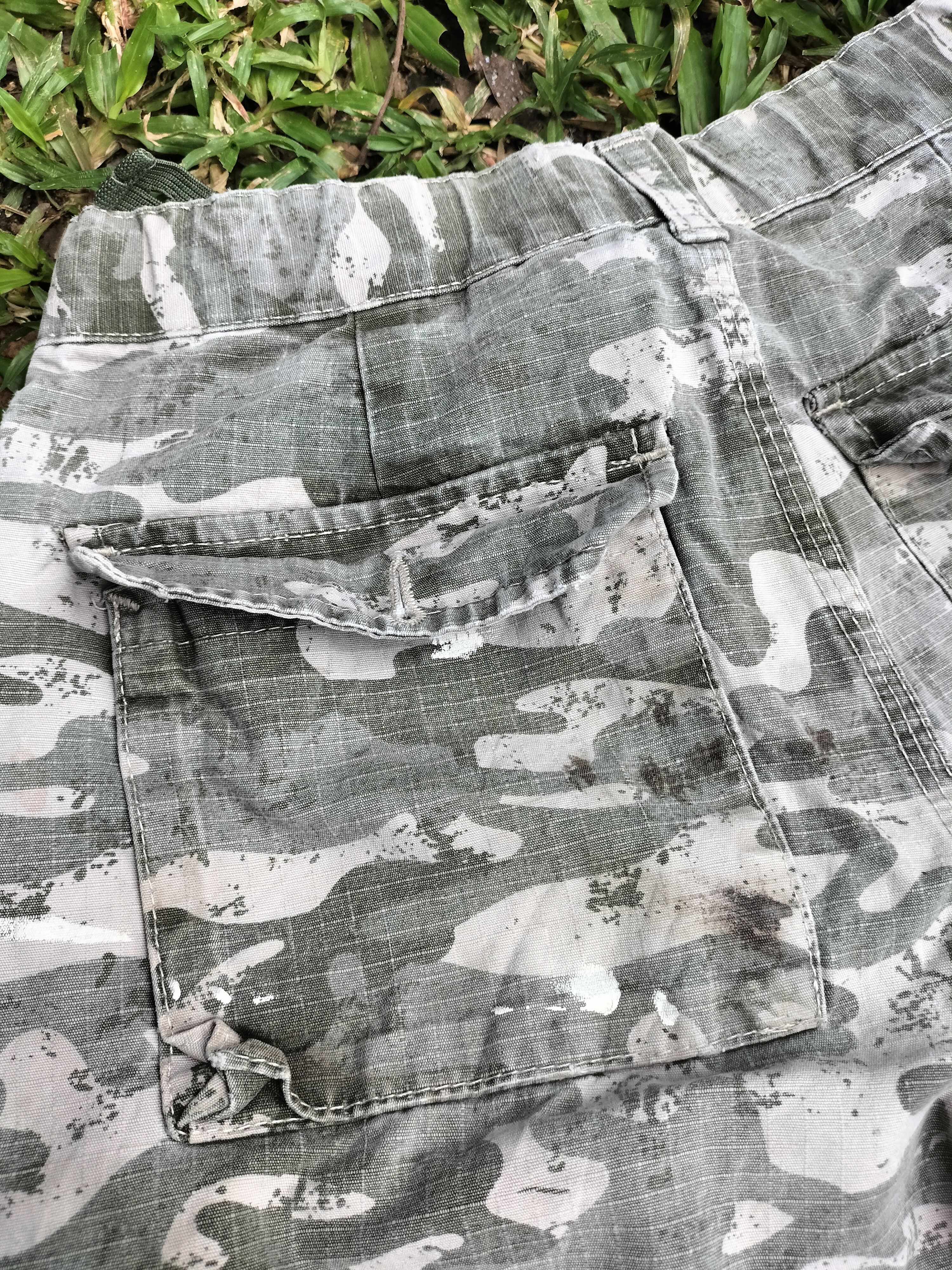 Carhartt × Vintage Vintage Carhartt Cargo Workwear Camouflage Us Airforce Size 26" / US 2 / IT 38 - 17 Thumbnail