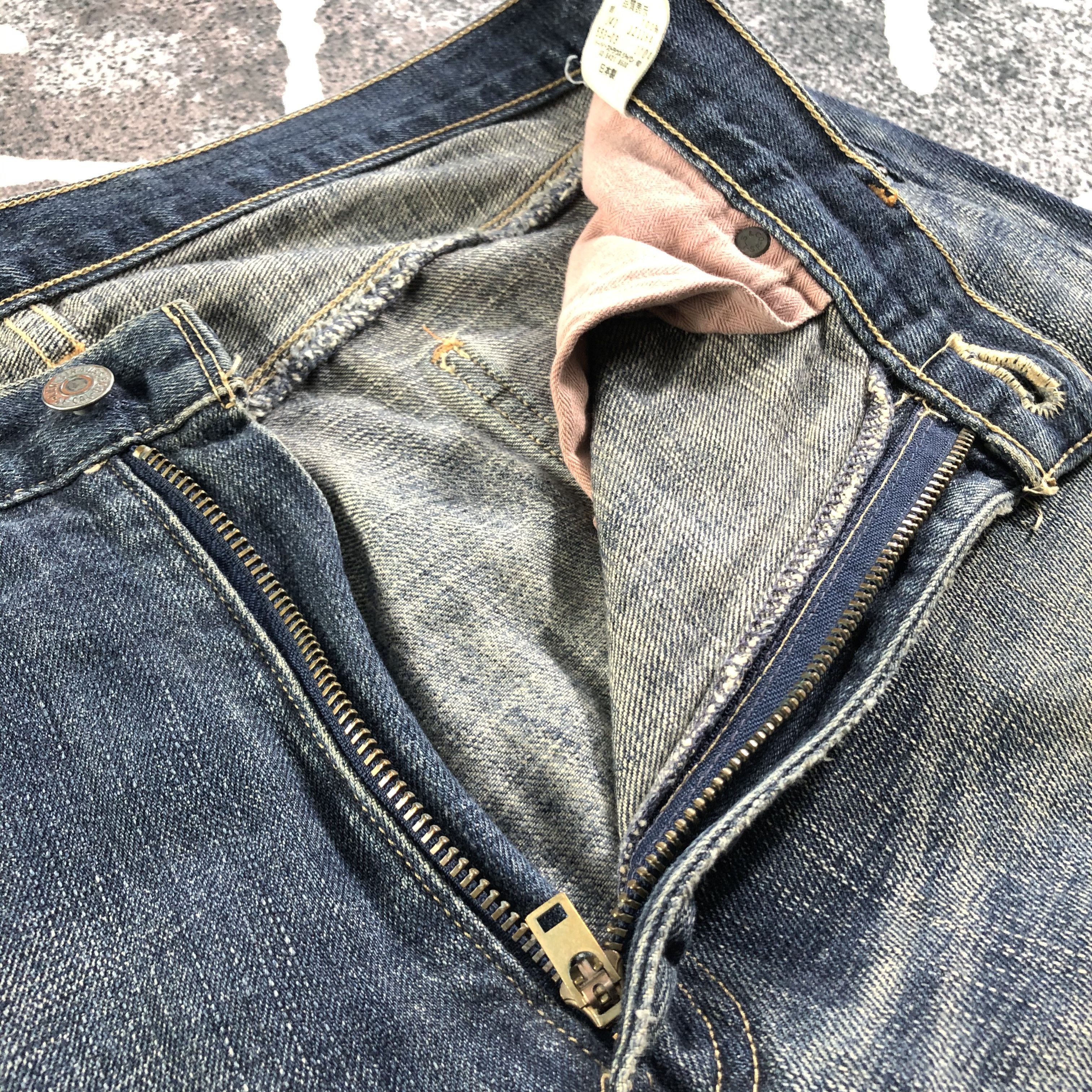 Levi's Vintage Levis 553 Jeans Rusty Blue Baggy Denim KJ2755 Size US 34 / EU 50 - 8 Thumbnail