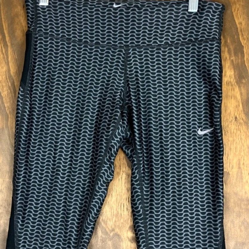 Nike Nike Womens Pants Black Pull On Racer Running Crop Leggings Athleisure Small Size 28" / US 6 / IT 42 - 2 Thumbnail