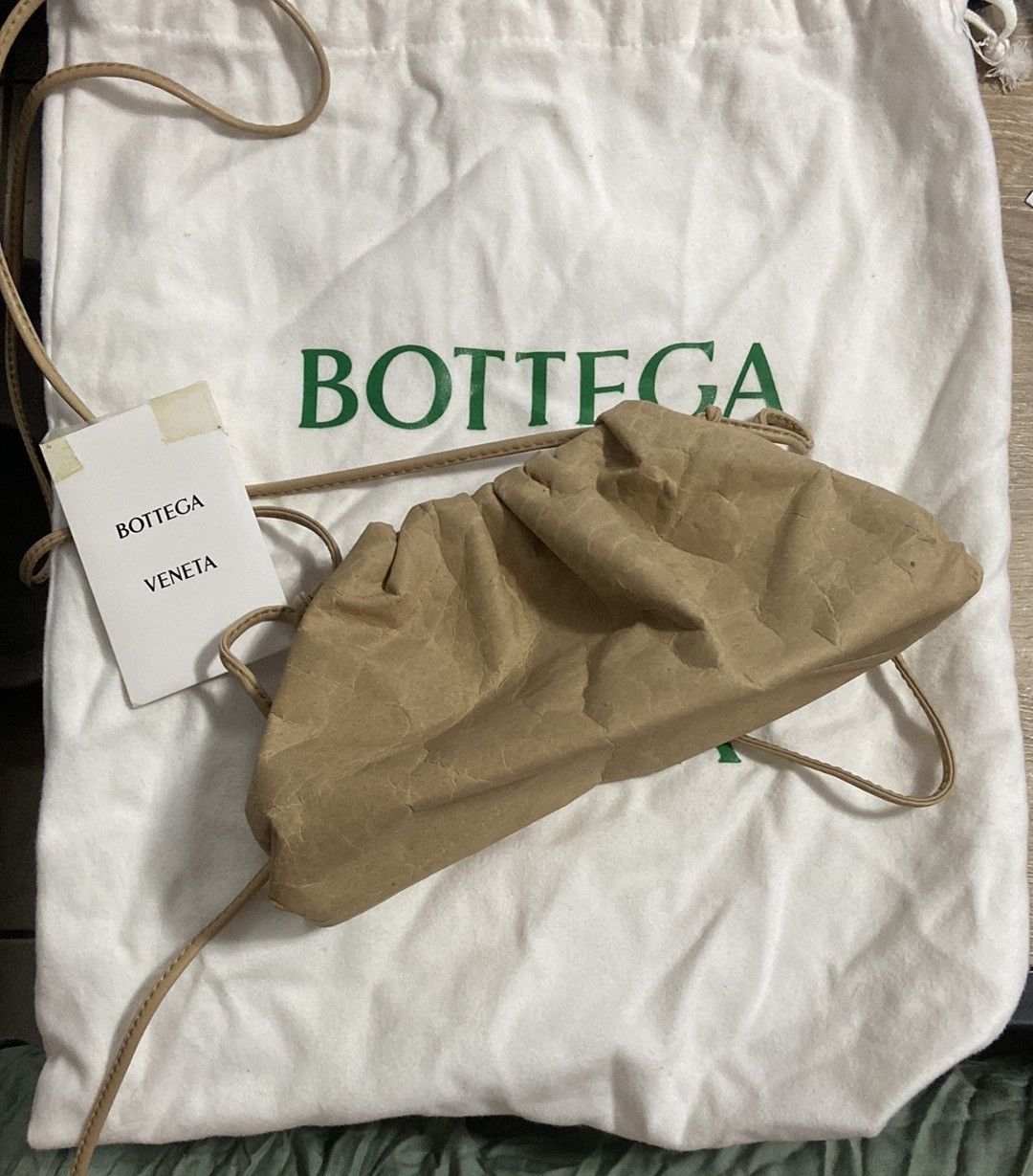 Bottega Veneta Bottega Veneta The Mini Pouch Brown Leather Clutch Size ONE SIZE - 1 Thumbnail