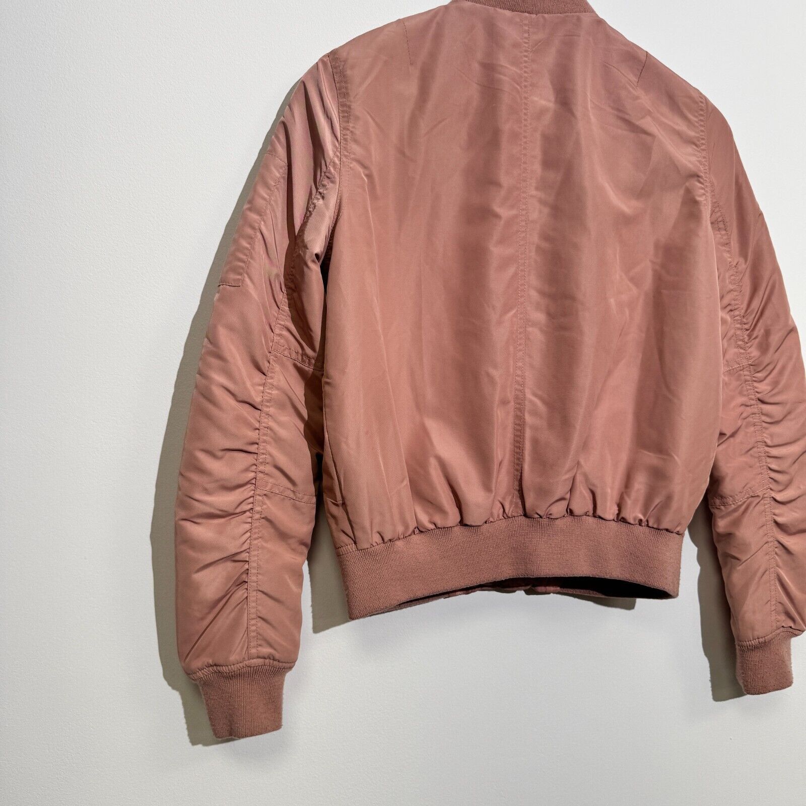 Vintage Vintage Unisex Pink Polyester Bomber Jacket Size S Washed Size US S / EU 44-46 / 1 - 8 Thumbnail
