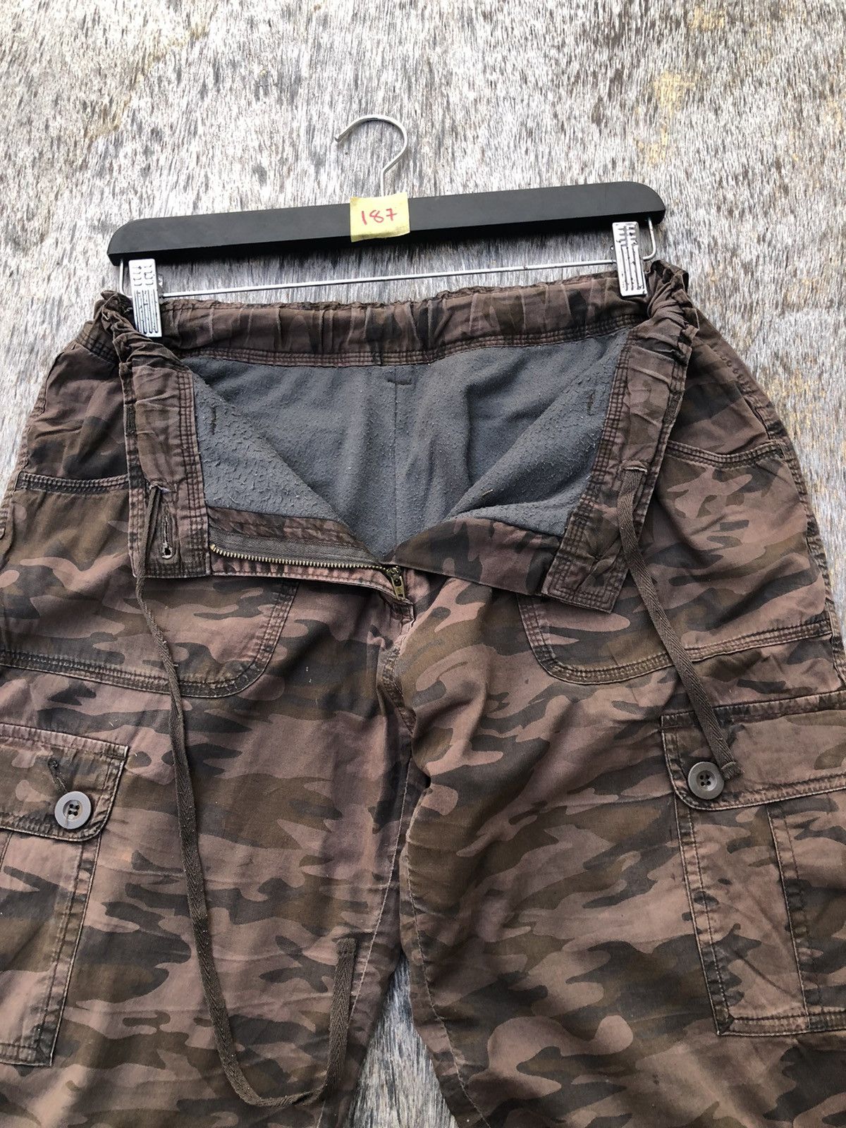 Japanese Brand Vintage Camo Cargo Pants Stretchable Waist W28xL38 Size US 28 / EU 44 - 7 Thumbnail
