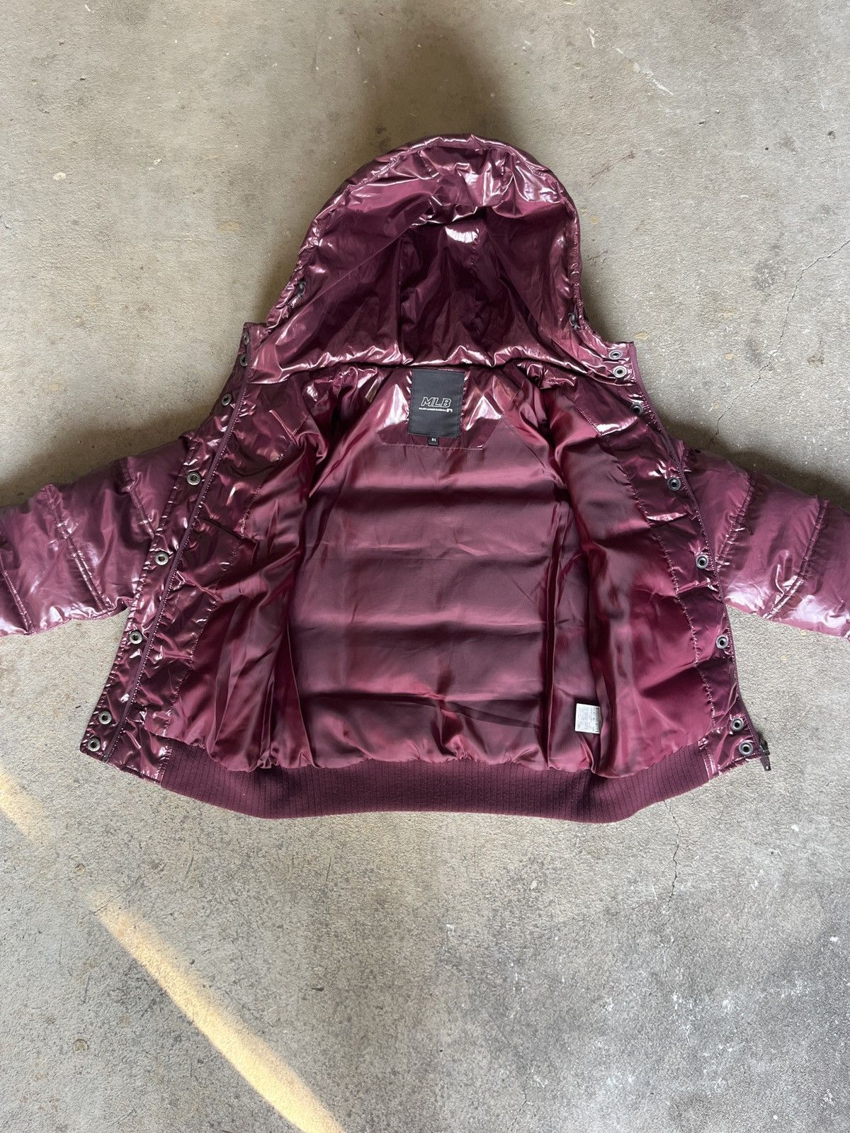 MLB × New York Yankees VINTAGE KOREAN PADDED PUFFER JACKET (85/XS) Size XS / US 0-2 / IT 36-38 - 12 Thumbnail