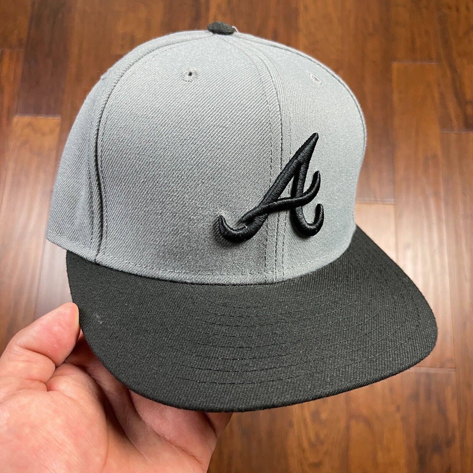 New Era Atlanta Braves New Era Gray Black Fitted Hat Cap Size 7 1/4 Size ONE SIZE - 1 Thumbnail