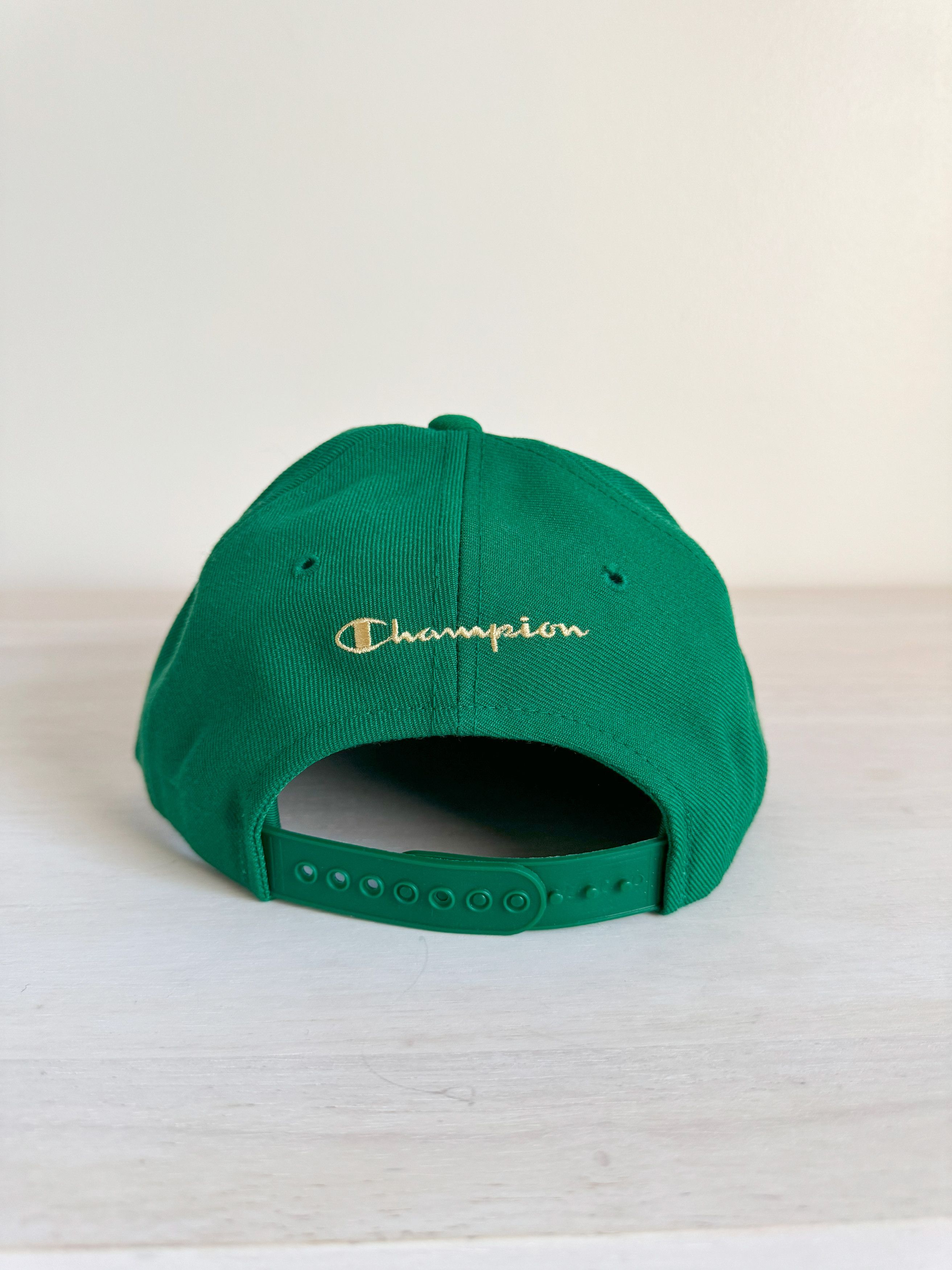 Champion Vintage Notre Dame Football Snapback Hat – Unworn, Green Size ONE SIZE - 2 Thumbnail