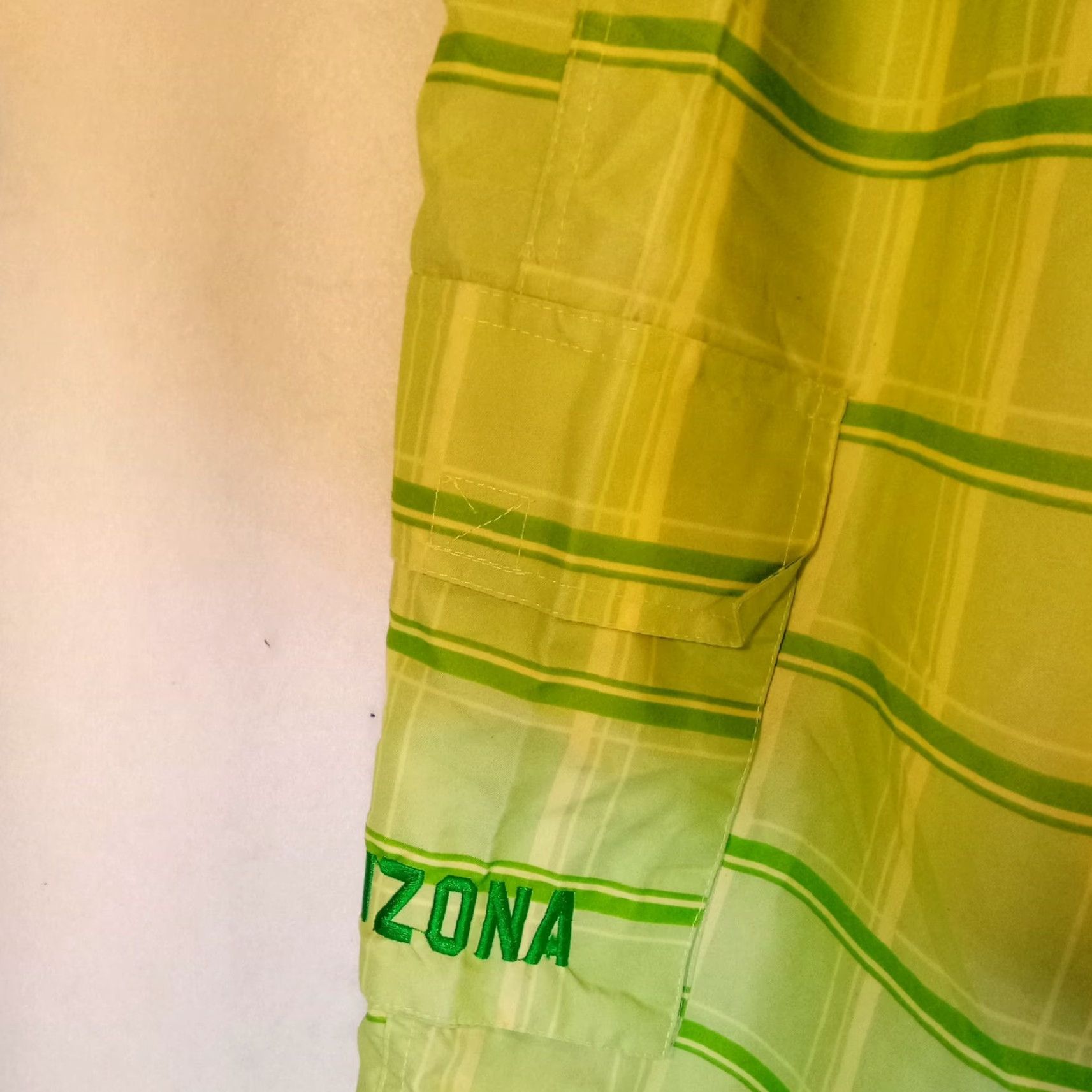 Vintage VINTAGE American crown Swim Shorts XL 36"-38" Arizona Embroidered POCKET Striped Green Men Regular Bottom Pockets Size US 36 / EU 52 - 6 Thumbnail