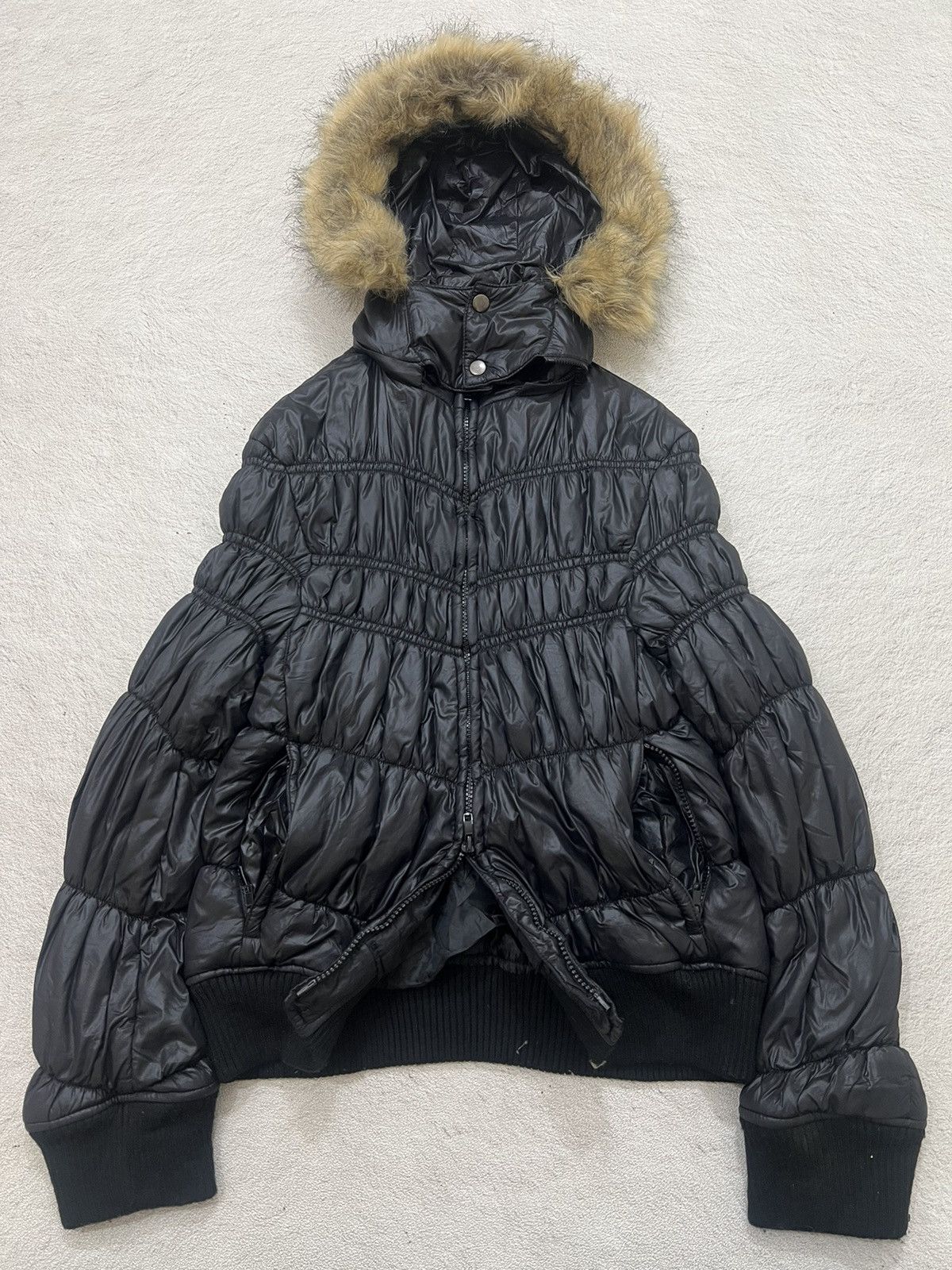 【希少】y2k HYSTERIC GLAMOUR ドッキングファージャケット Hysteric Glamour Y2K Hysteric Glamour Holy Rock Puffer Jacket Size