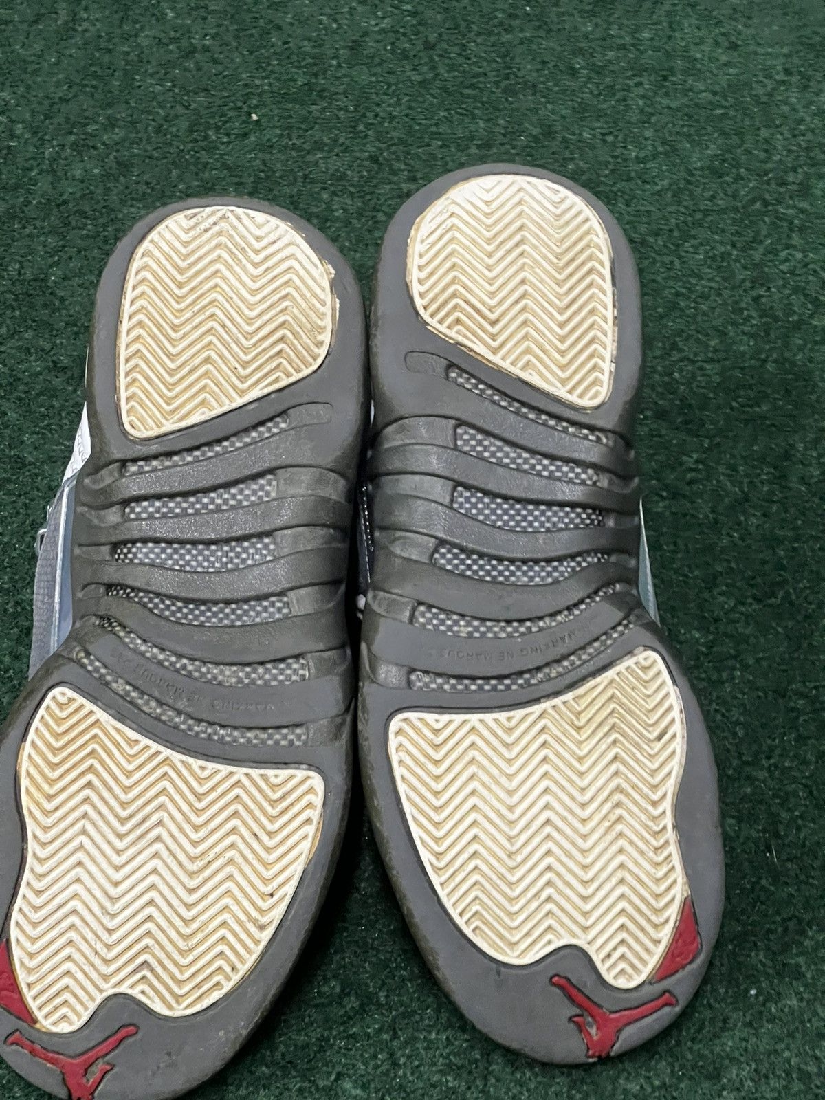 Jordan Brand 2019 Air Jordan 12 Retro Dark Grey Size US 6 / EU 39 - 10 Thumbnail