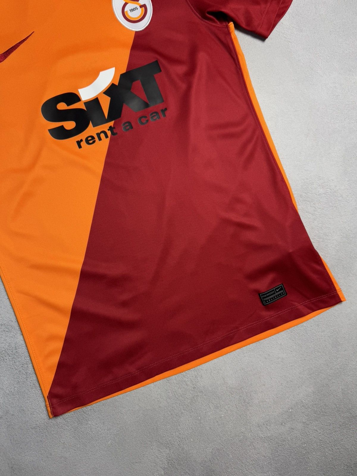 Nike Galatasaray 2021 2022 Home Shirt Soccer Jersey Nike Size US S / EU 44-46 / 1 - 4 Thumbnail