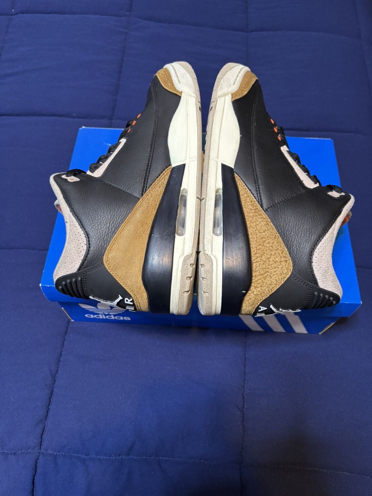 Jordan Brand Jordan 3 Retro Desert Elephant 2022 Size 10.5 Size US 10.5 / EU 43-44 - 3 Thumbnail