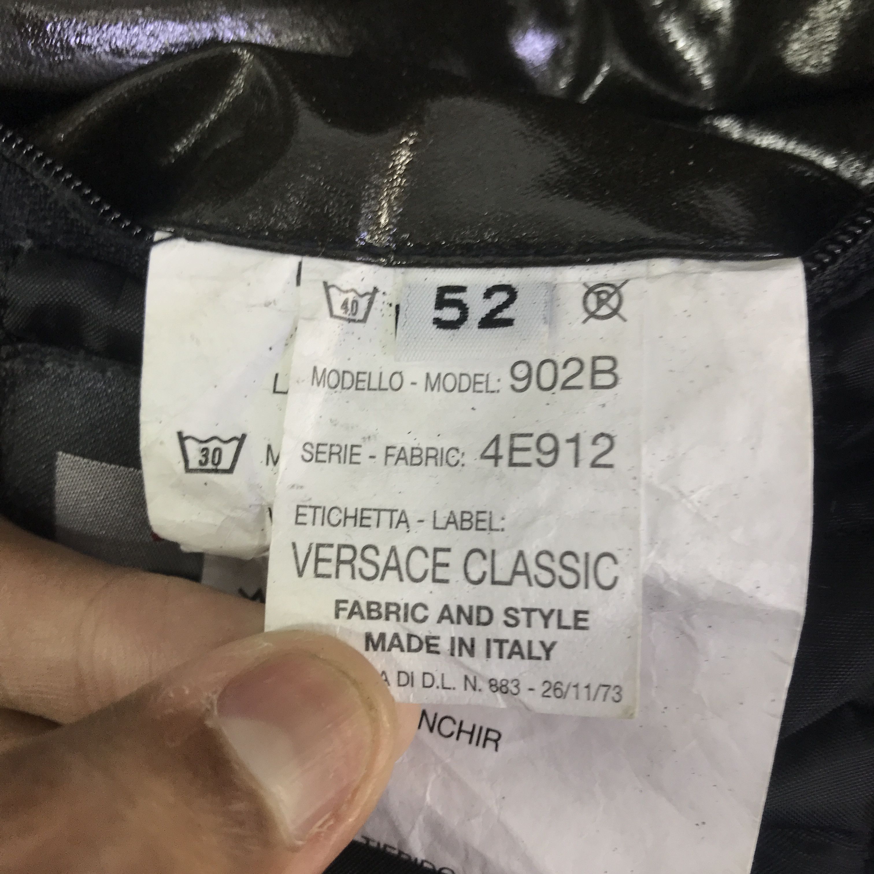 Versace versace classic Button up coats Jacket K121B4 Size US L / EU 52-54 / 3 - 16 Thumbnail