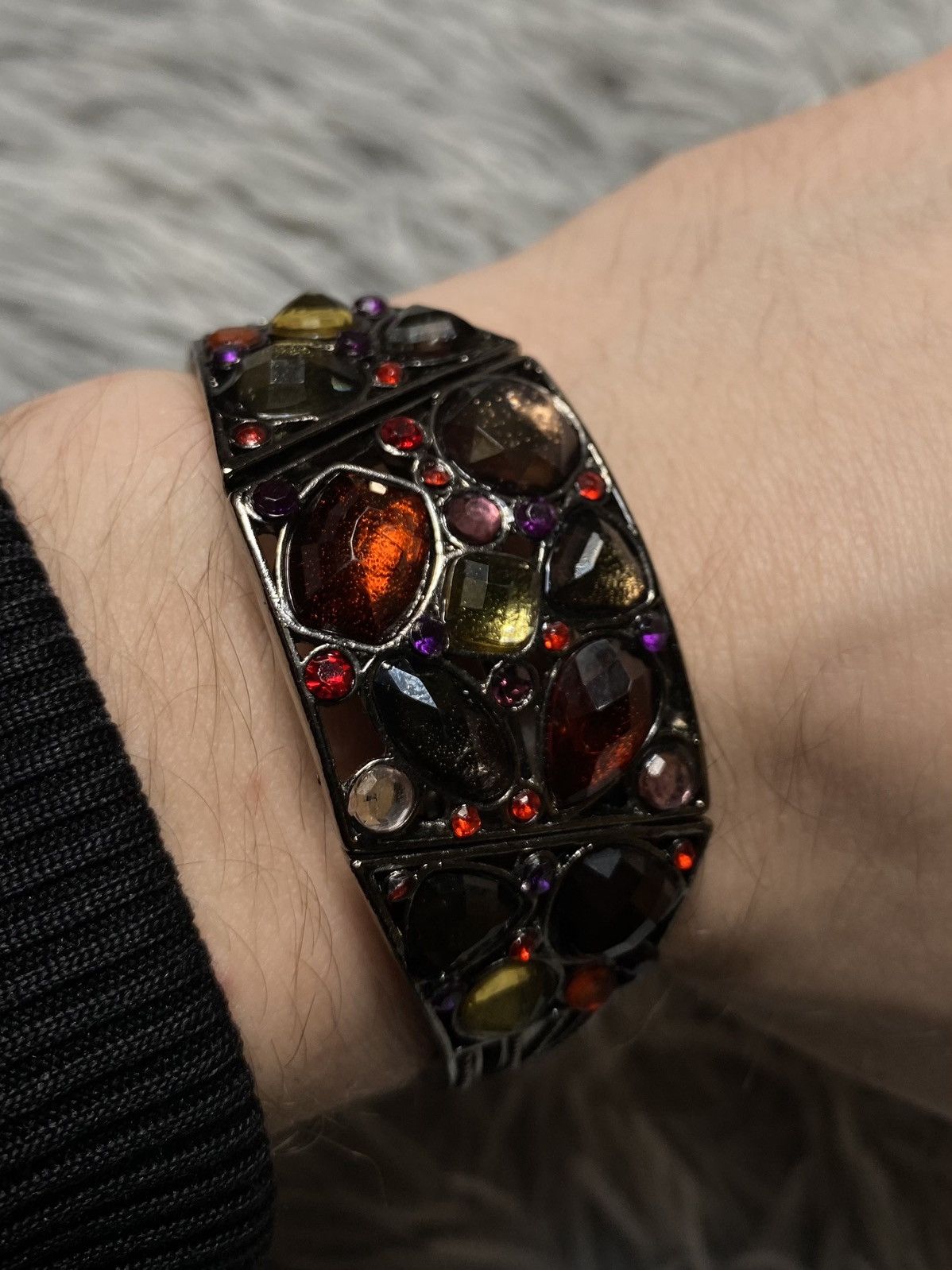 Jewelry Gothic Gemstone Cuff Bracelet – Bold & Unique Design Size ONE SIZE - 7 Thumbnail
