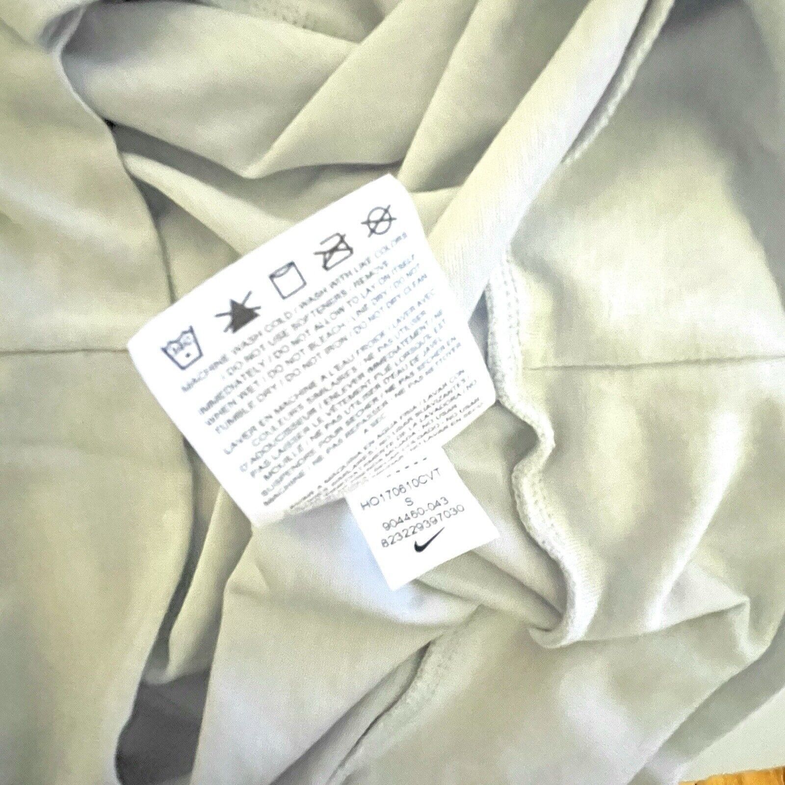 Nike Nike Dri-Fit Tank Top Studio Cut Out 904480-043 Wmn Sz S Size S / US 4 / IT 40 - 3 Thumbnail