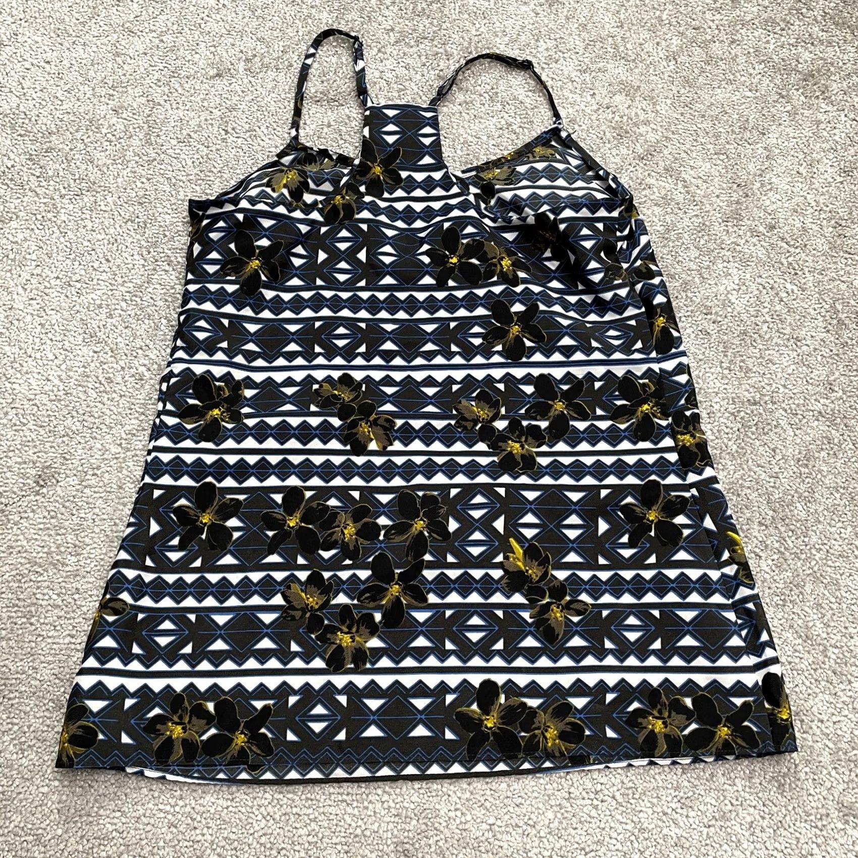 J.Crew J.Crew Camisole Tank Top Womens 00 Multicolor Geometric Racerback Beach Casual Size XXS / US 00 / IT 34 - 2 Thumbnail