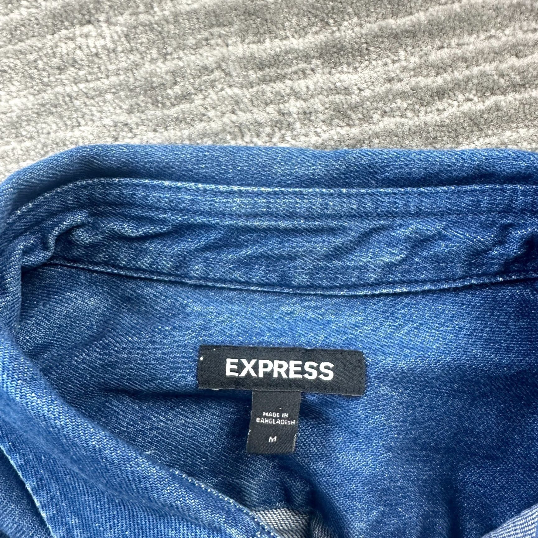 Express Express Shirt Mens Medium Blue Heavyweight Denim Shacket Button Size US M / EU 48-50 / 2 - 7 Thumbnail