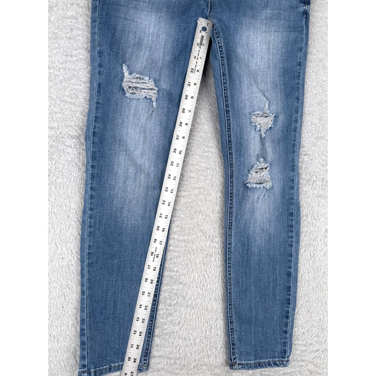 Vintage Kensie Jeans Womens Jeans 30 Blue Denim Distressed Ankle Mid Rise 30x27 Size 30" / US 8 / IT 44 - 7 Thumbnail