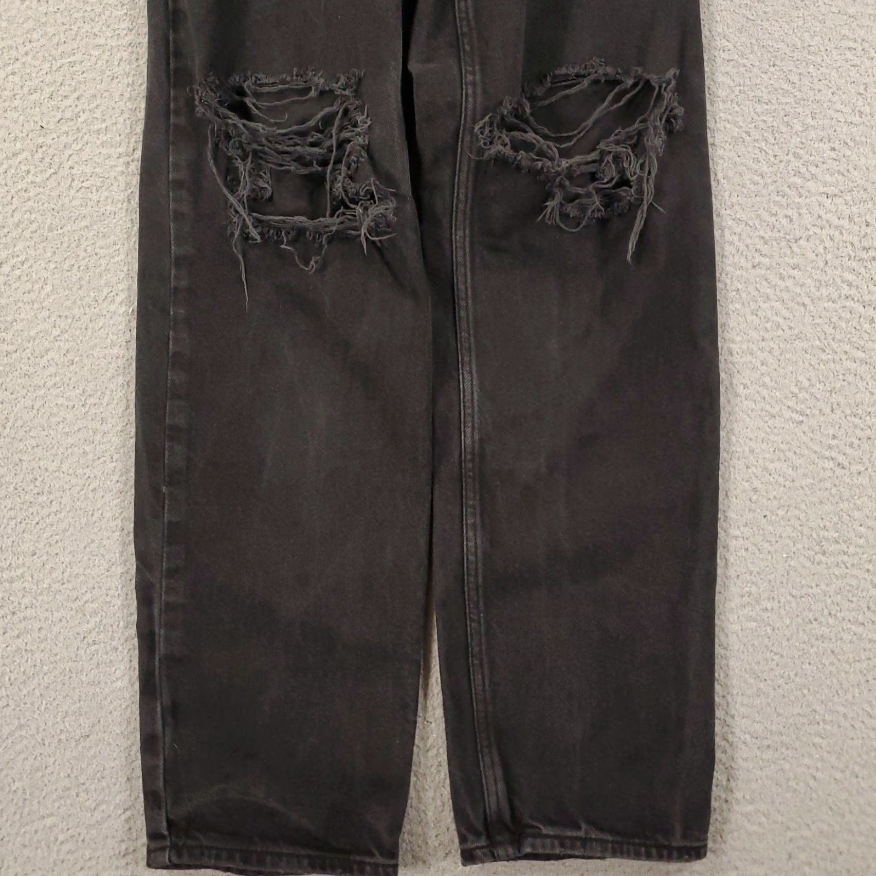 Vintage VINTAGE Silvertab Jeans 24x31 Black Distressed 90s Levis Silvertab Slim Baggy Relaxed Women’s Jeans Size 42" / US 20 - 2 Thumbnail