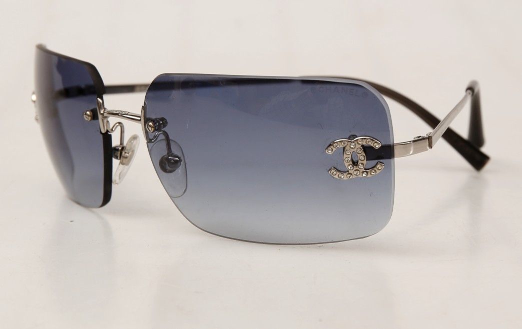 Chanel Chanel Sunglasses 4017-D Rhinestone Rimless Size ONE SIZE - 5 Thumbnail