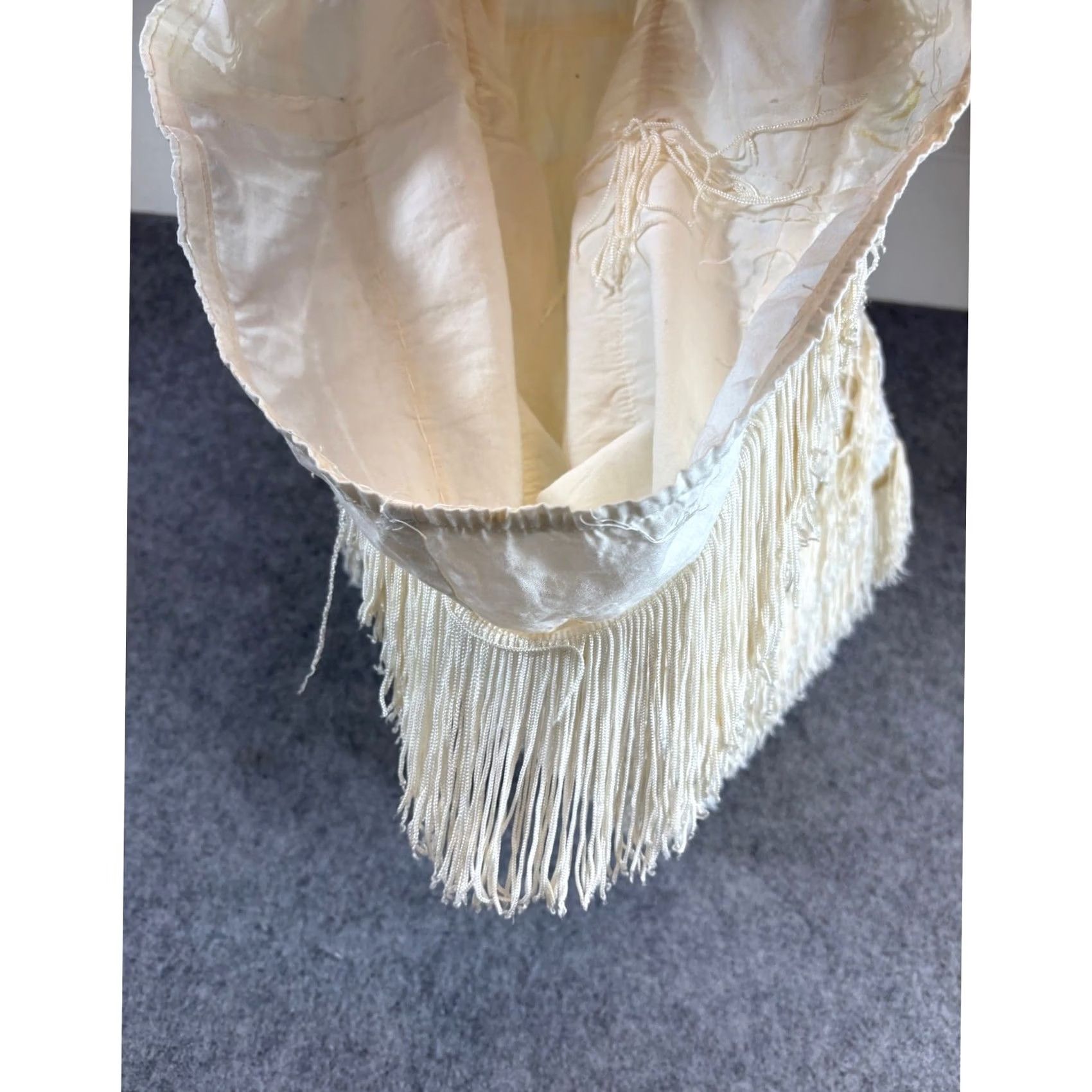 Vintage VINTAGE 60s Fringe Shift Dress Sz S Sleeveless Whimsy Cream Short Go Go 1960s Womens Size S / US 4 / IT 40 - 6 Thumbnail