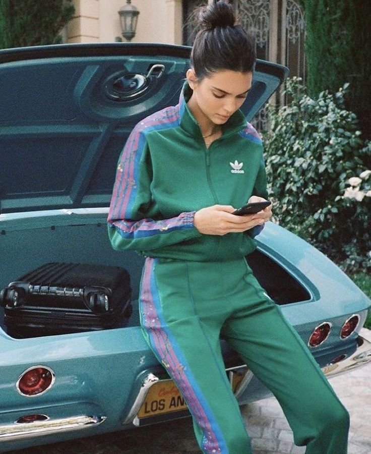 Adidas Adidas x Kendall Jenner Tracksuit Bottoms Size US 30 / EU 46 - 18 Thumbnail