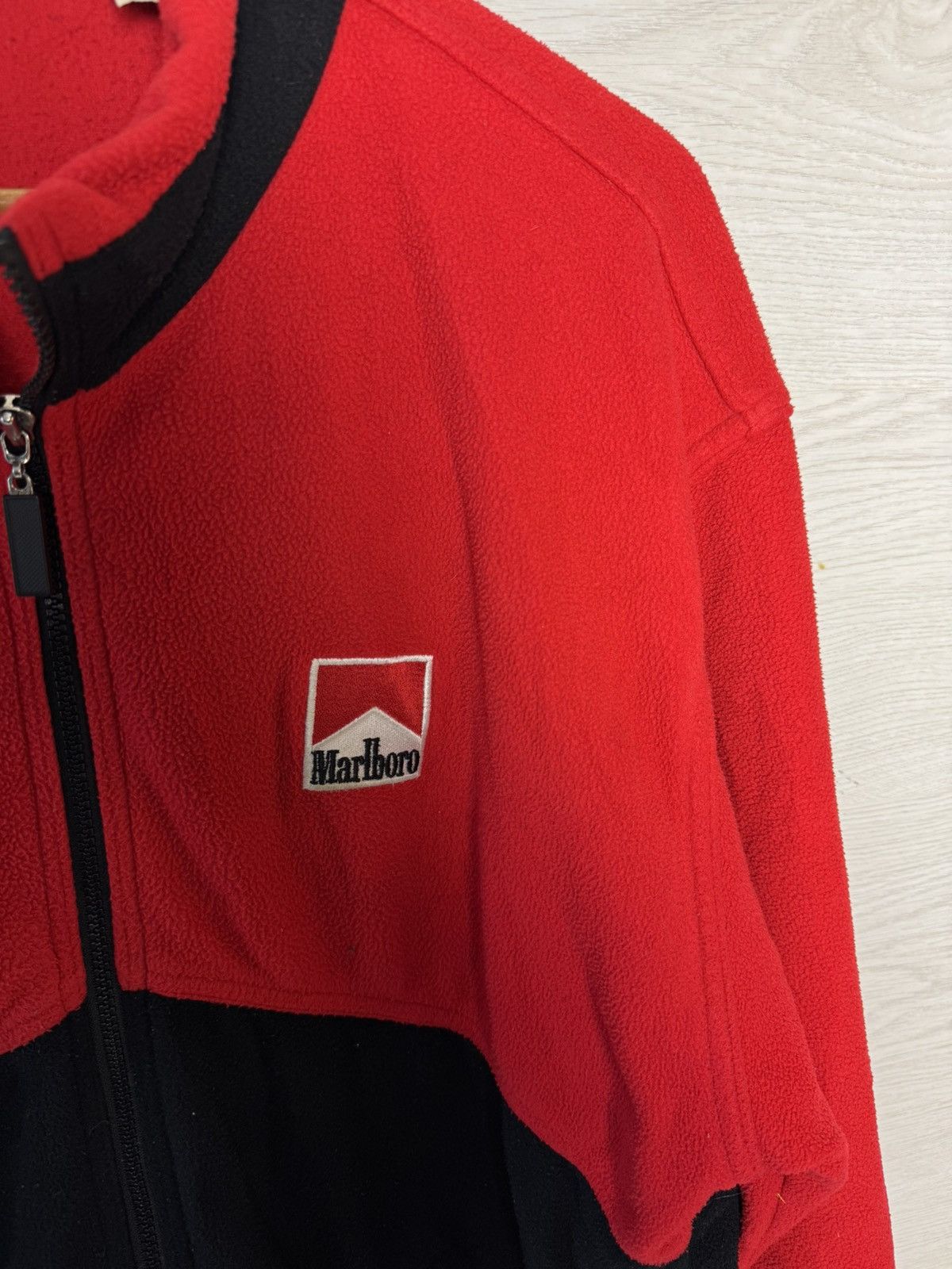 Marlboro Marlboro Vintage Fleece Jacket Red Black Zip Up Logo Size US L / EU 52-54 / 3 - 7 Thumbnail