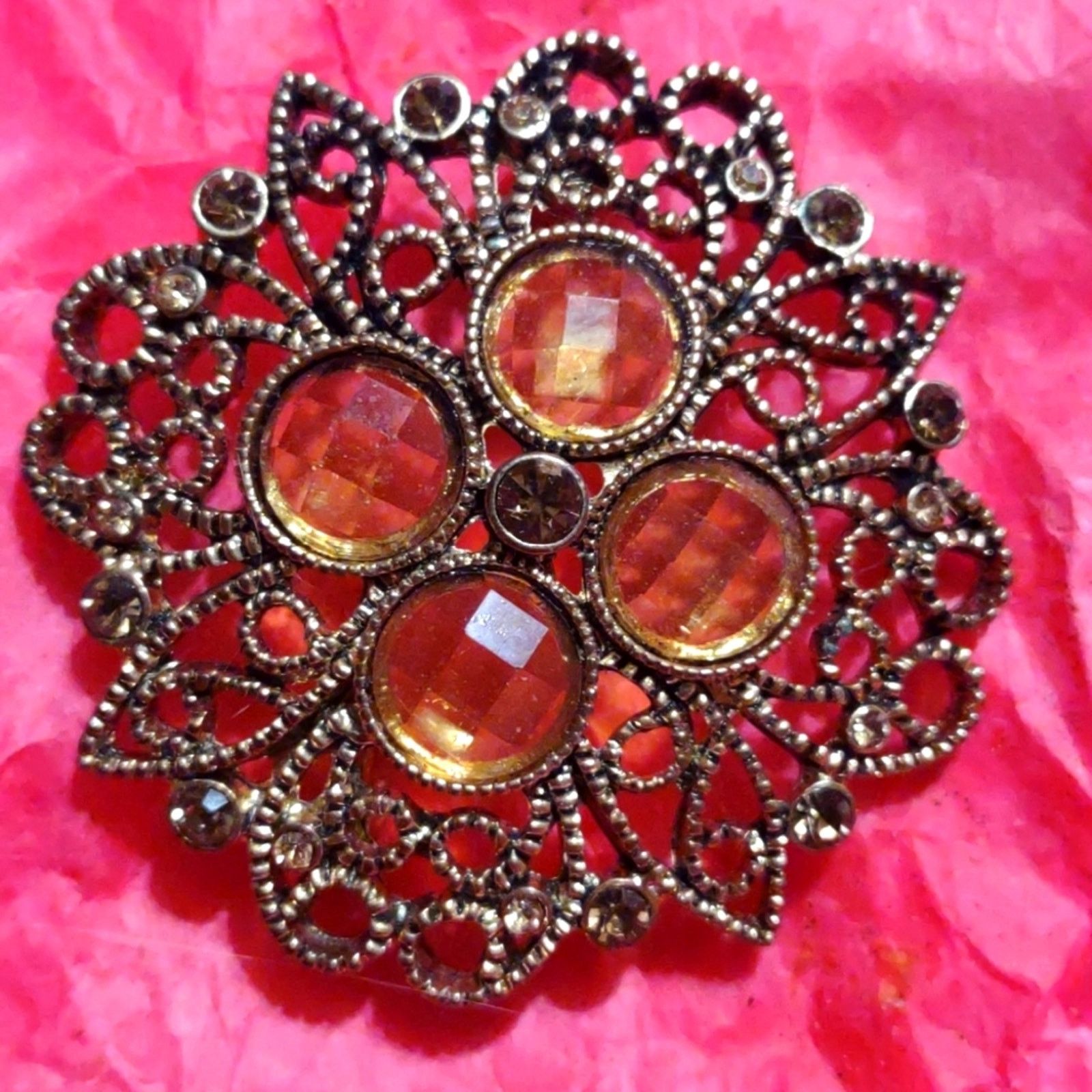 Vintage Old vintage premier design gold brooch/Amber rhinestones Size ONE SIZE - 1 Thumbnail